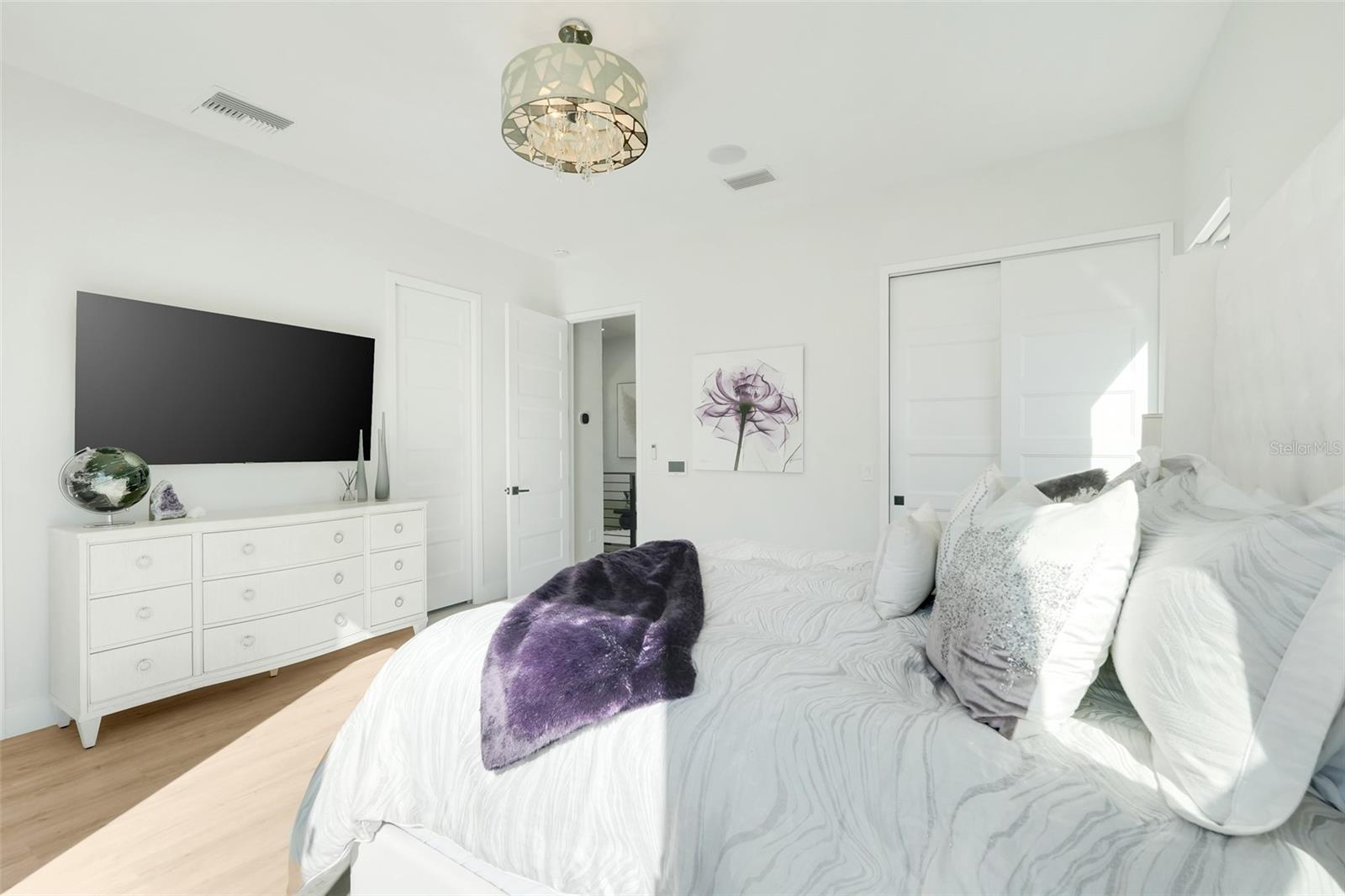 Image 25 of 50 For 1751 Goodrich Avenue