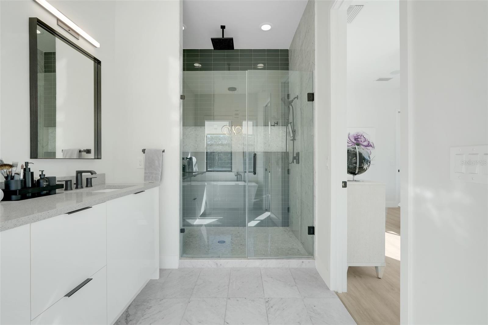 Image 28 of 50 For 1751 Goodrich Avenue