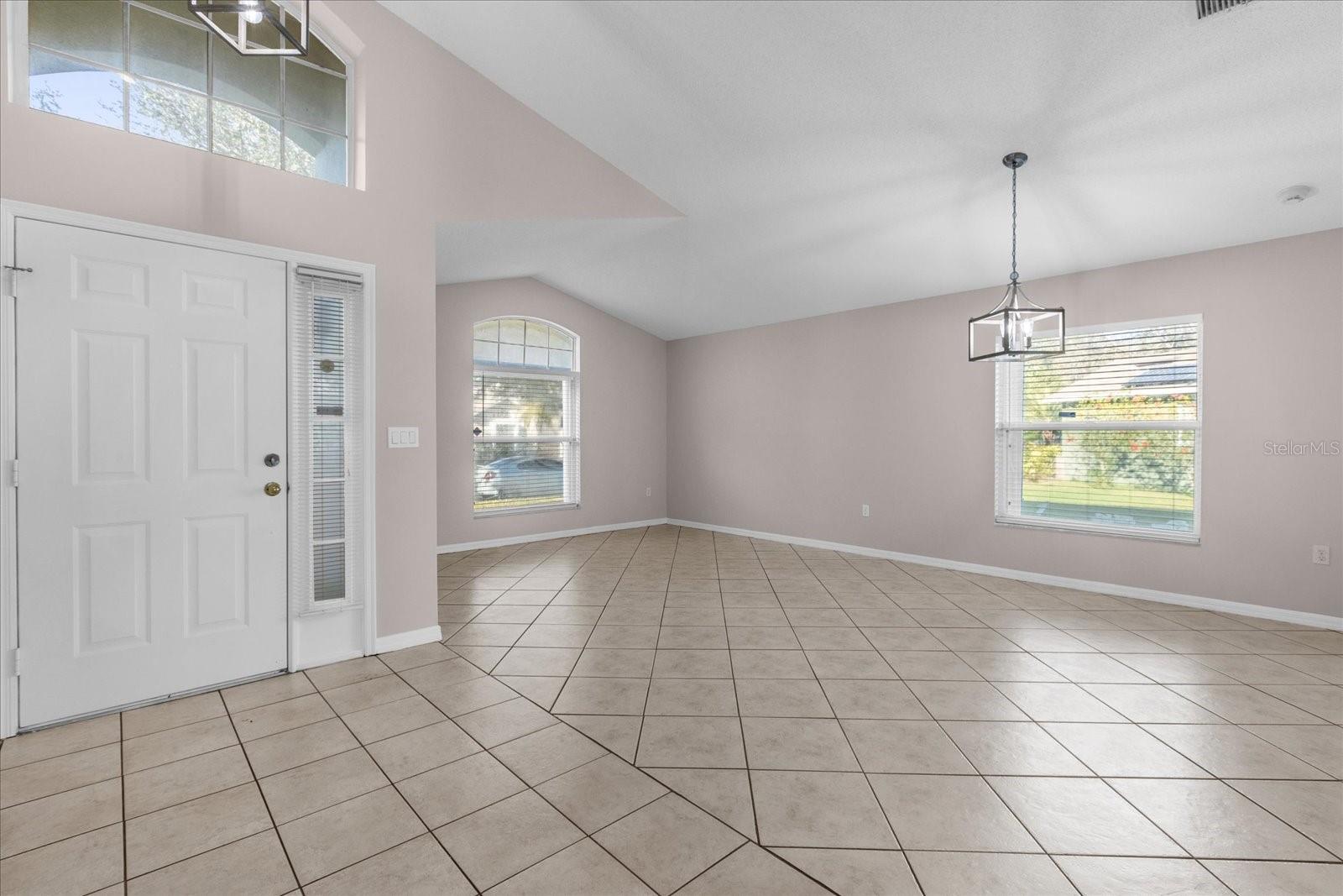 Image 10 of 38 For 13555 Briarmoor Court