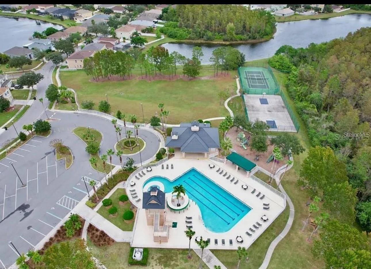 Image 4 of 38 For 13555 Briarmoor Court