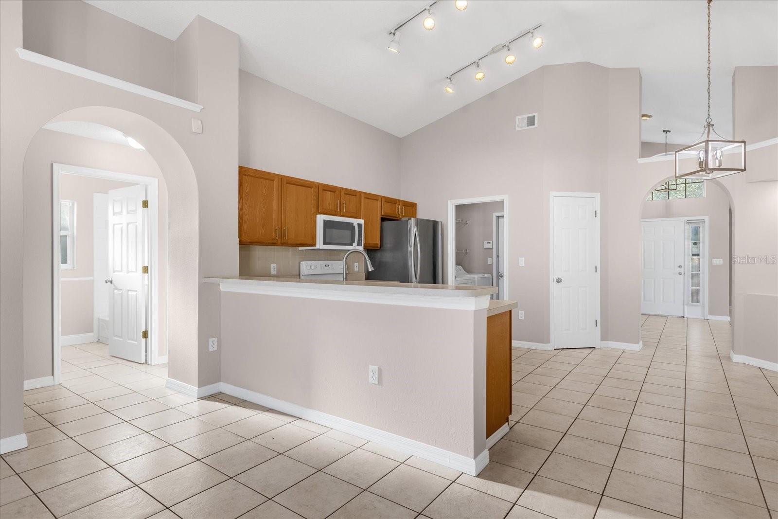 Image 6 of 38 For 13555 Briarmoor Court