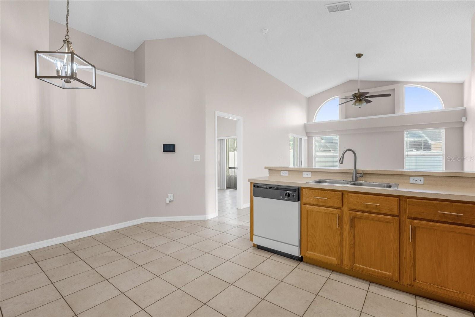 Image 7 of 38 For 13555 Briarmoor Court