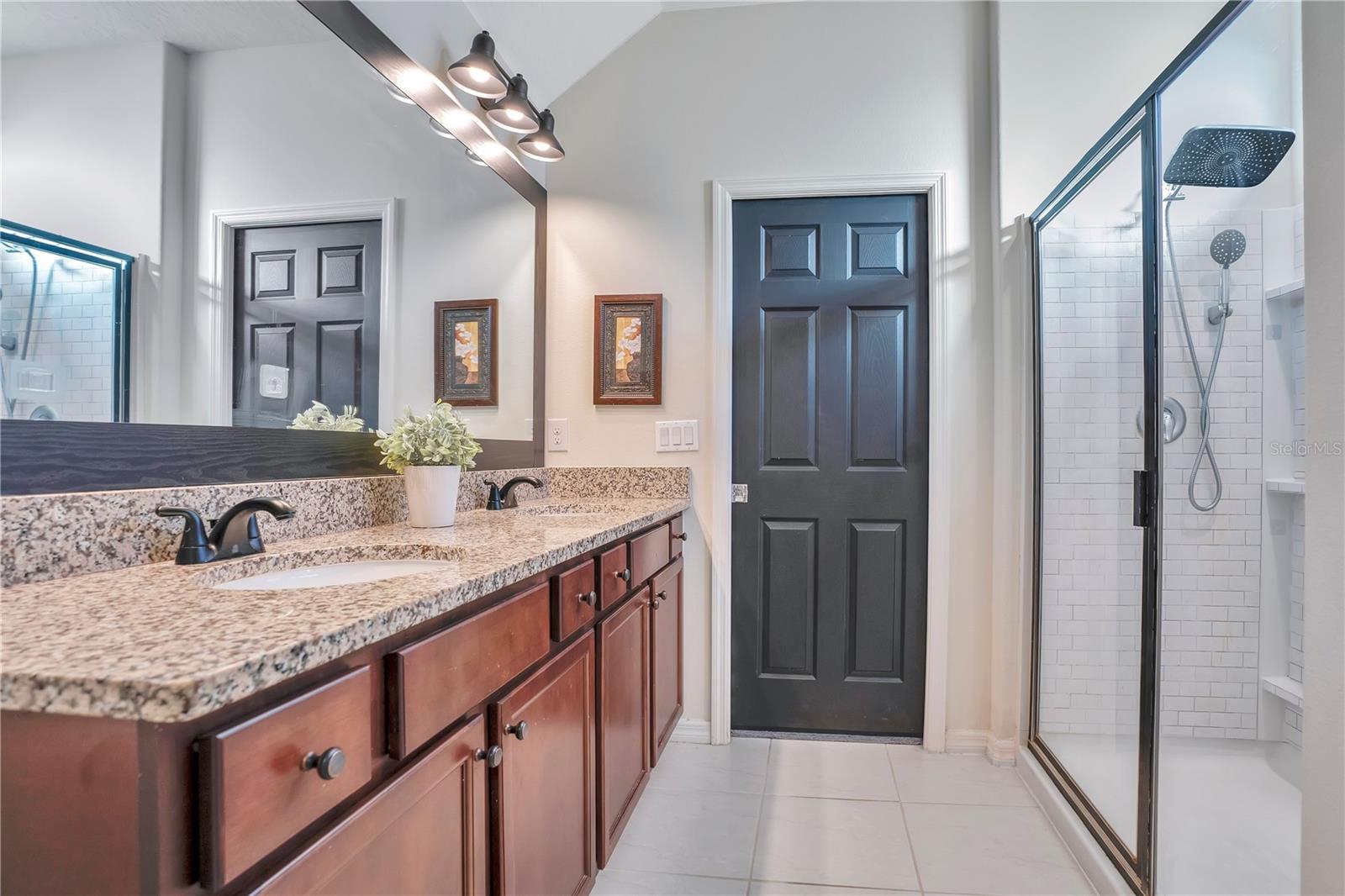 Image 13 of 47 For 802 Citrus Isle Drive