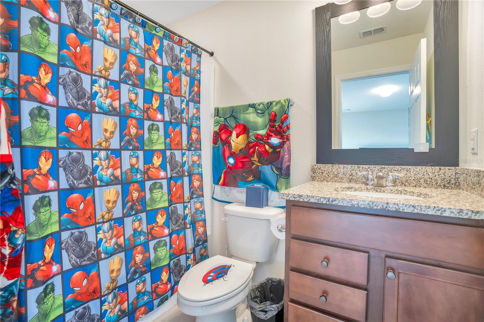 Image 25 of 47 For 802 Citrus Isle Drive