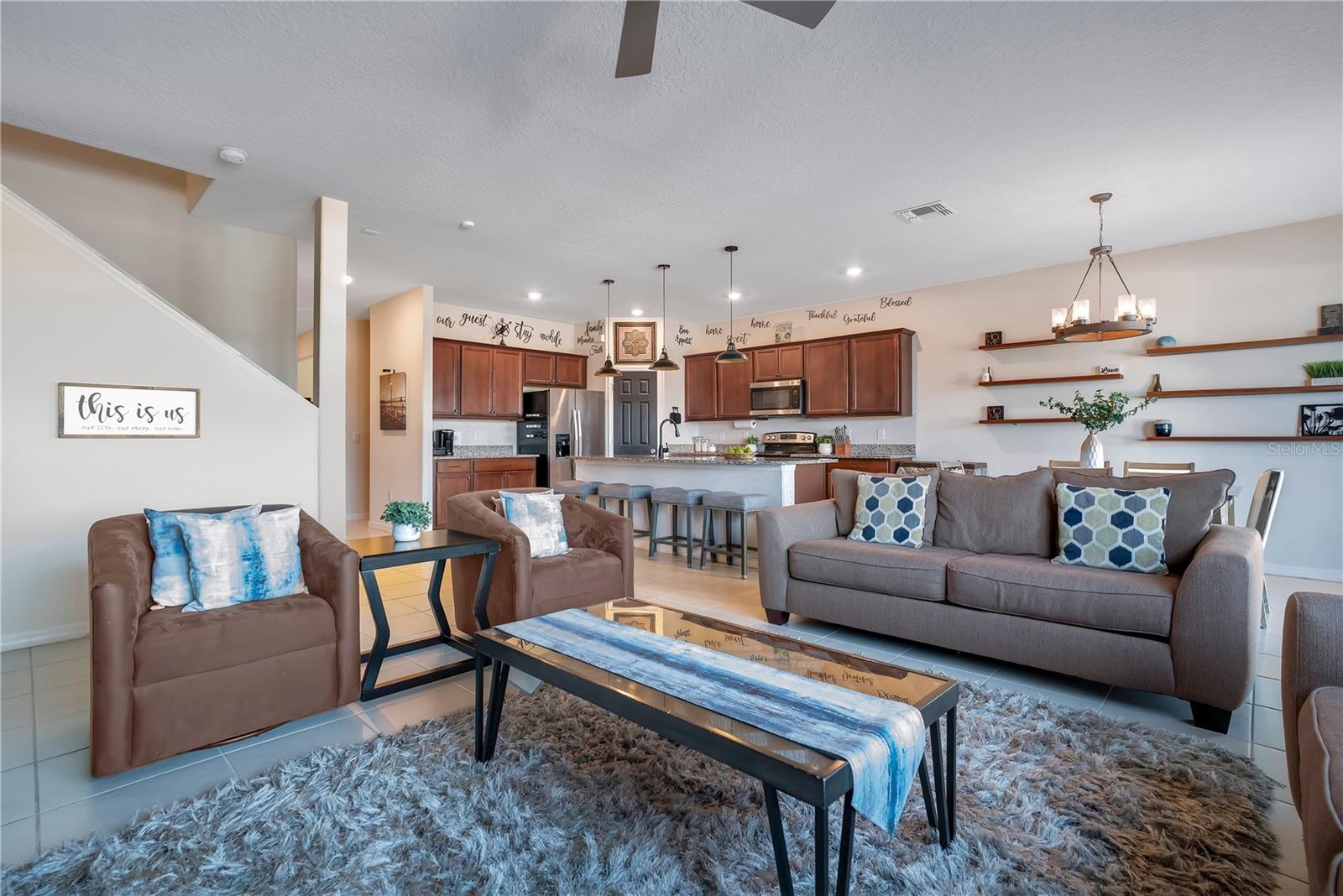 Image 6 of 47 For 802 Citrus Isle Drive