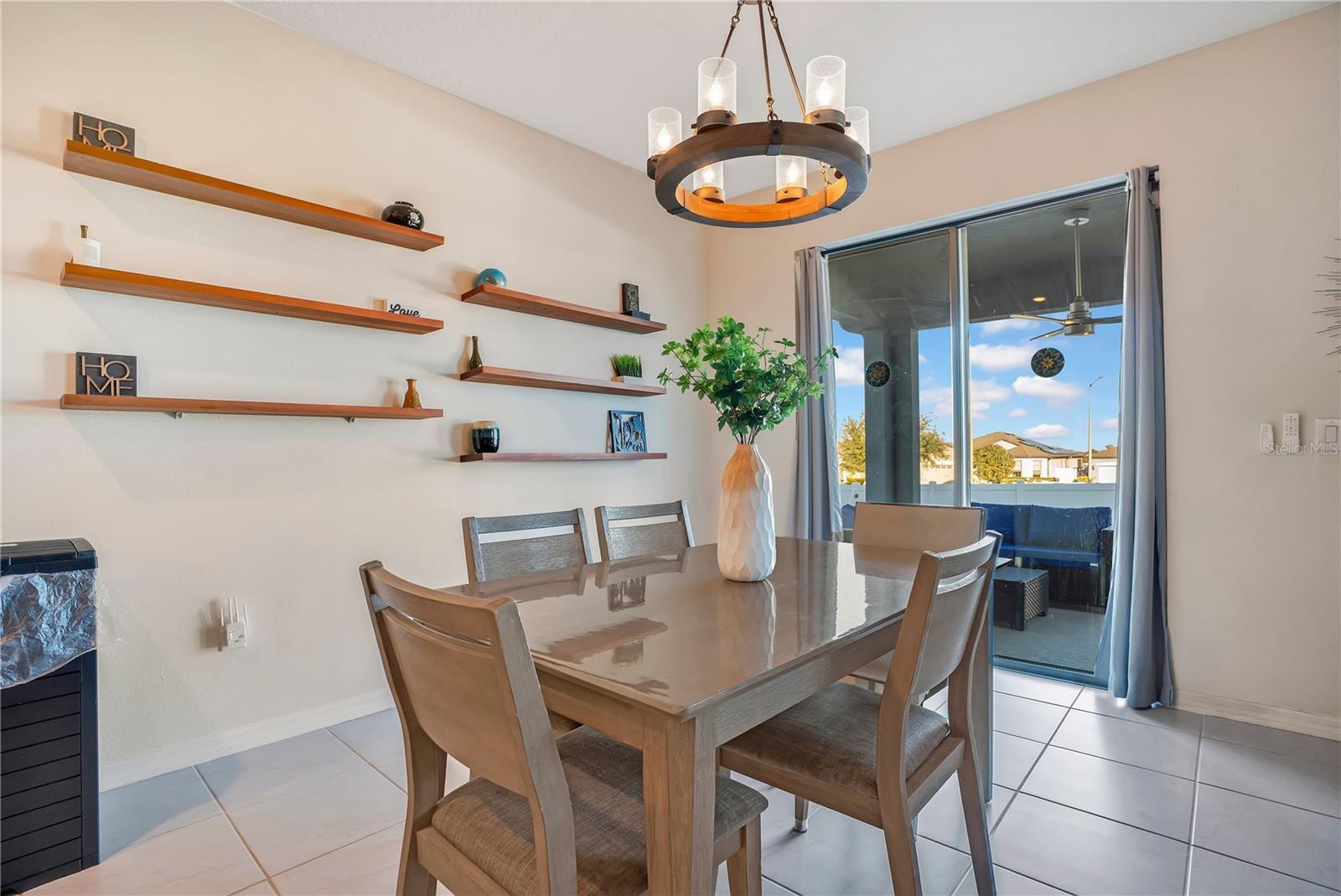 Image 8 of 47 For 802 Citrus Isle Drive