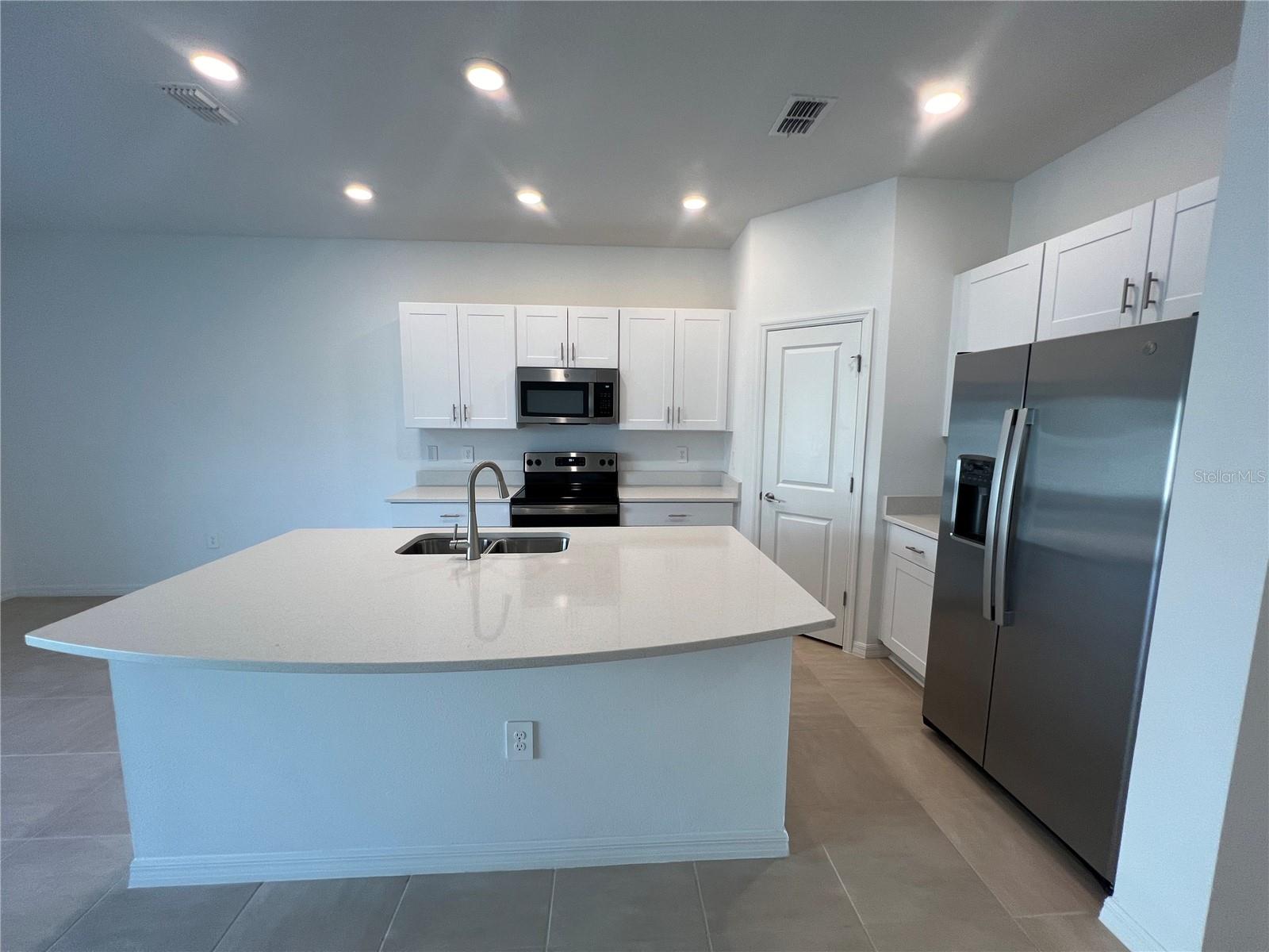 Image 5 of 10 For 2211 Portrait Street