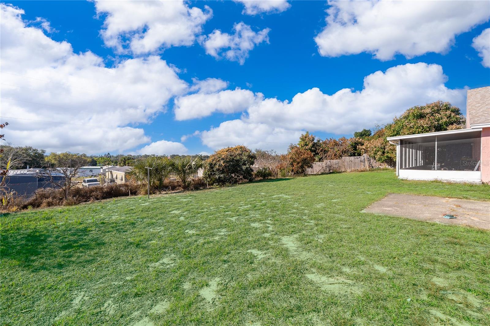 Image 20 of 25 For 6733 Meritmoor Circle