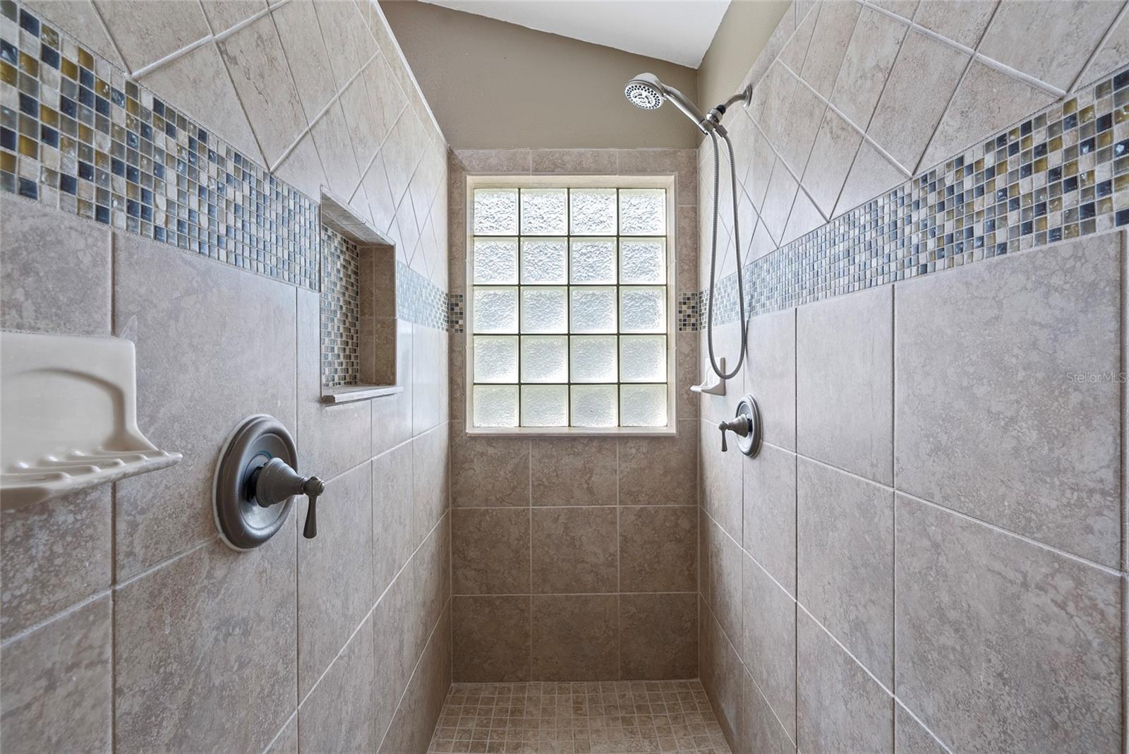 Image 18 of 30 For 2537 Coachbridge Court