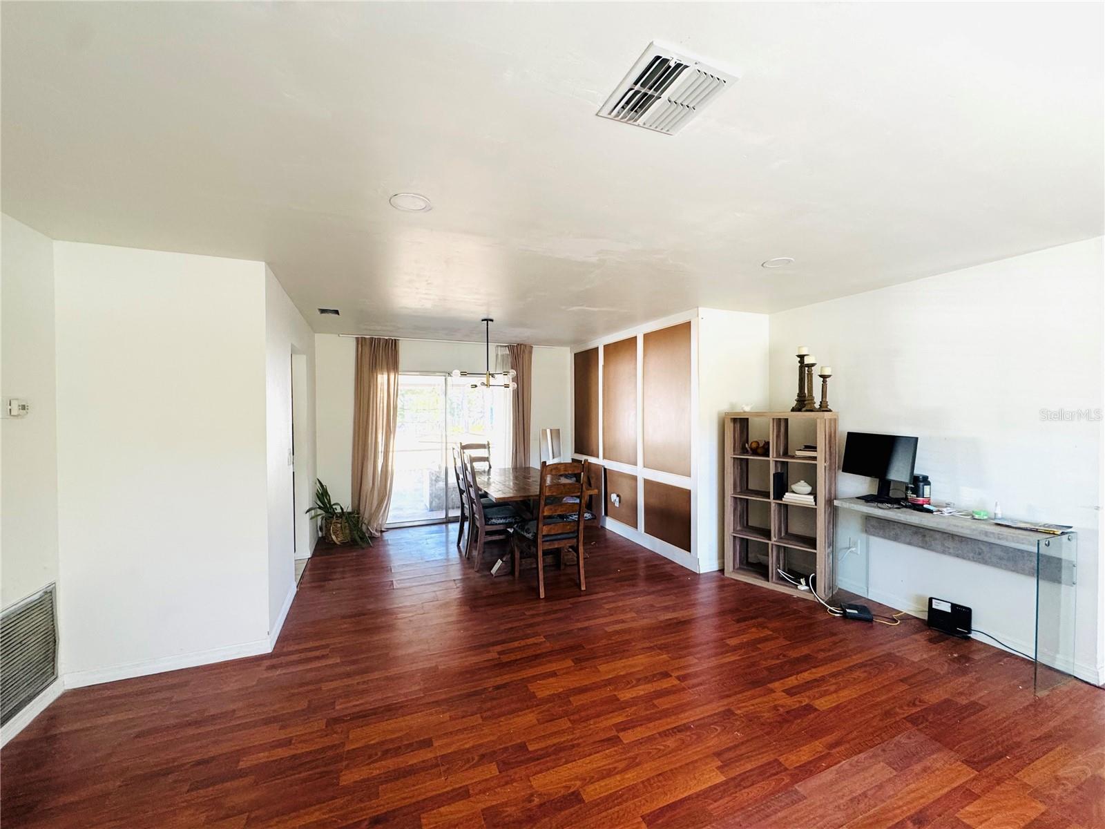 Image 5 of 20 For 2360 Captain Drive