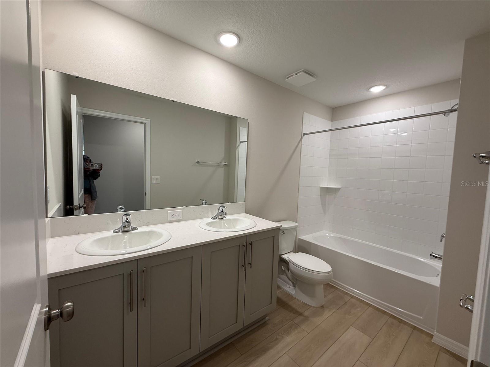 Image 37 of 47 For 36776 Sagemoor Drive