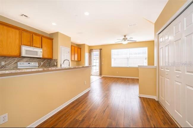 Image 8 of 25 For 9615 Fenrose Terrace