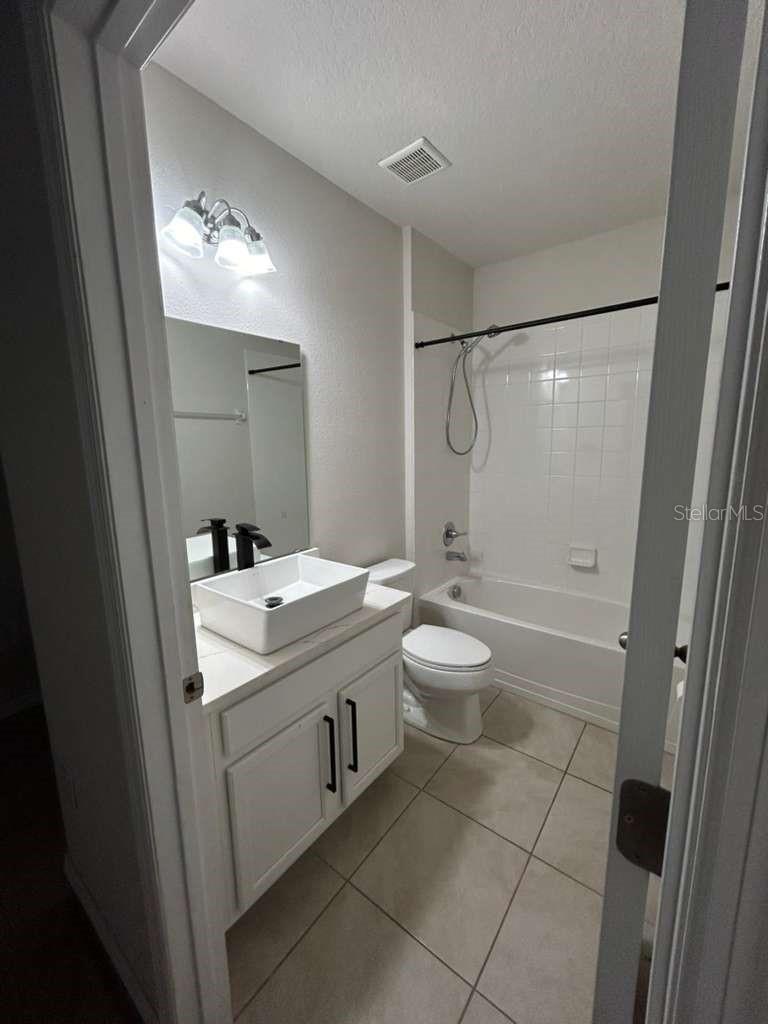 Image 7 of 14 For 360 Willet Street