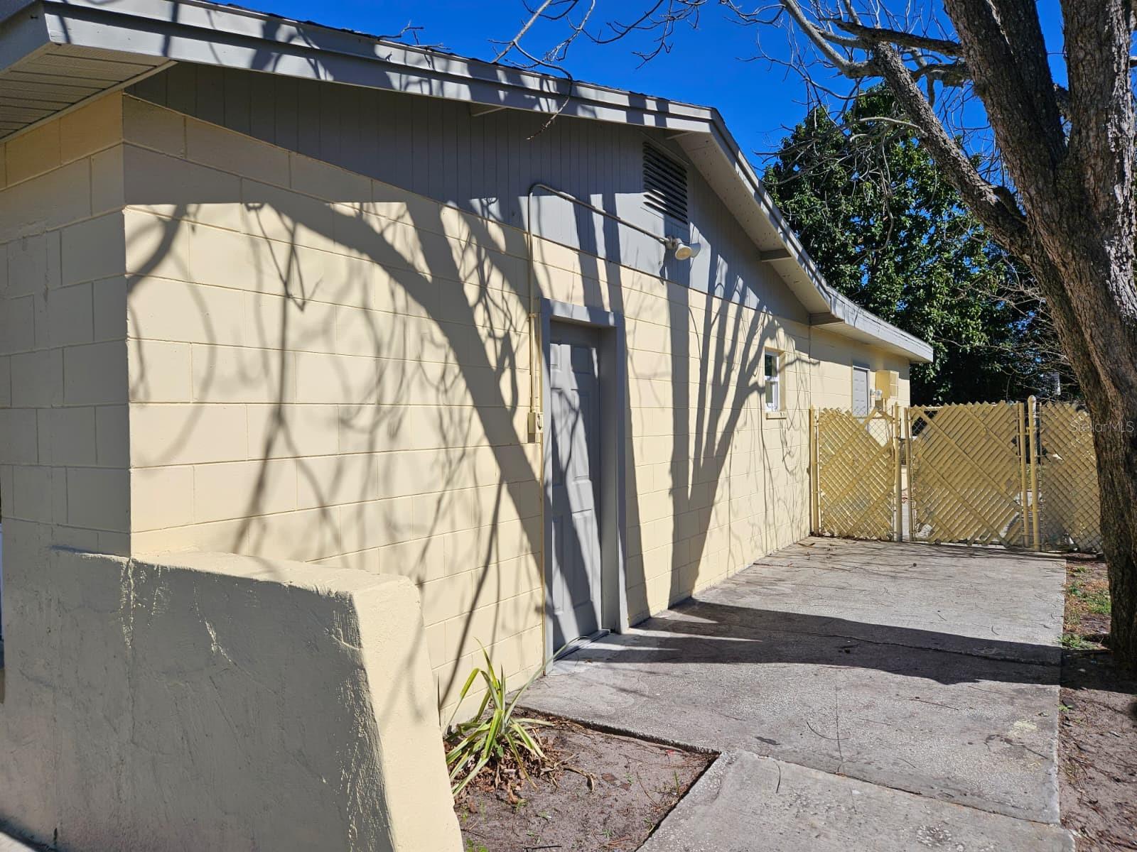 Image 23 of 39 For 6729 Ovid Avenue