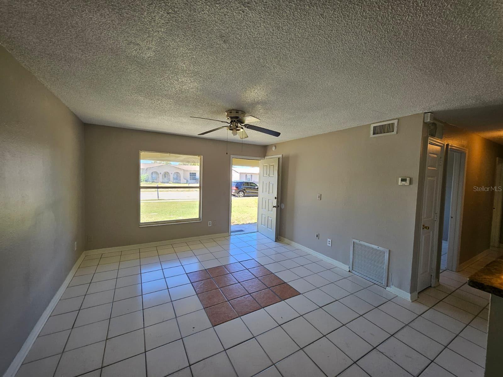 Image 6 of 39 For 6729 Ovid Avenue