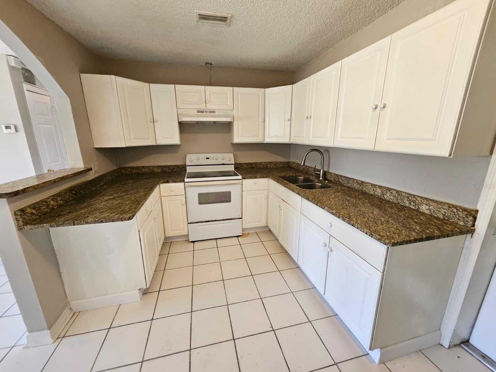 Image 7 of 39 For 6729 Ovid Avenue