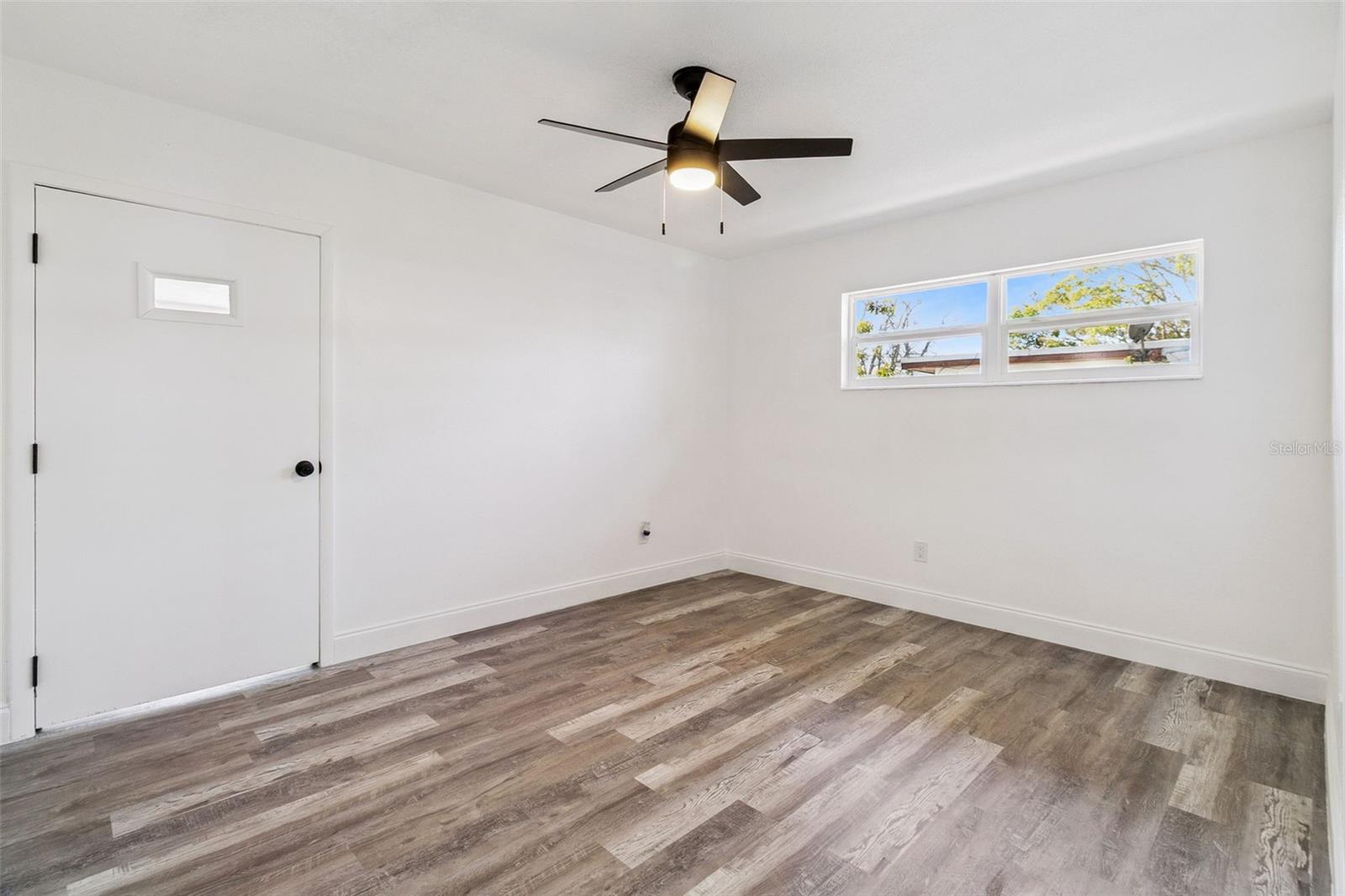 Image 15 of 22 For 1345 Crevalle Avenue