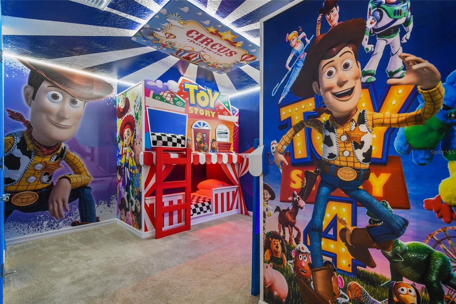 Image 5 of 41 For 3740 Lana Avenue