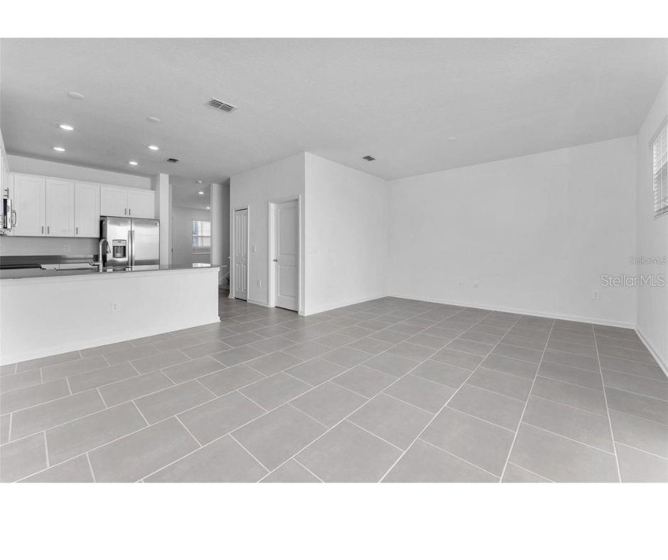 Image 11 of 30 For 7521 Stone Creek Trail