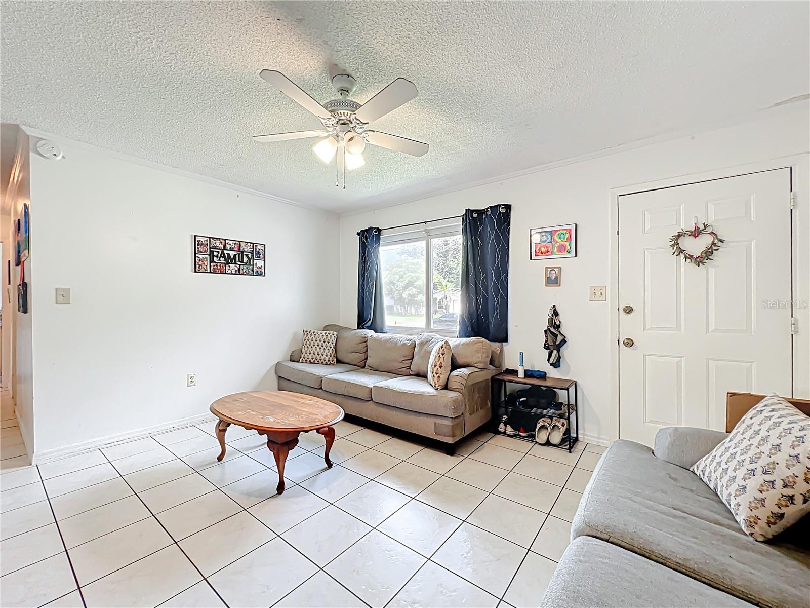 Image 10 of 38 For 206 Charles Street