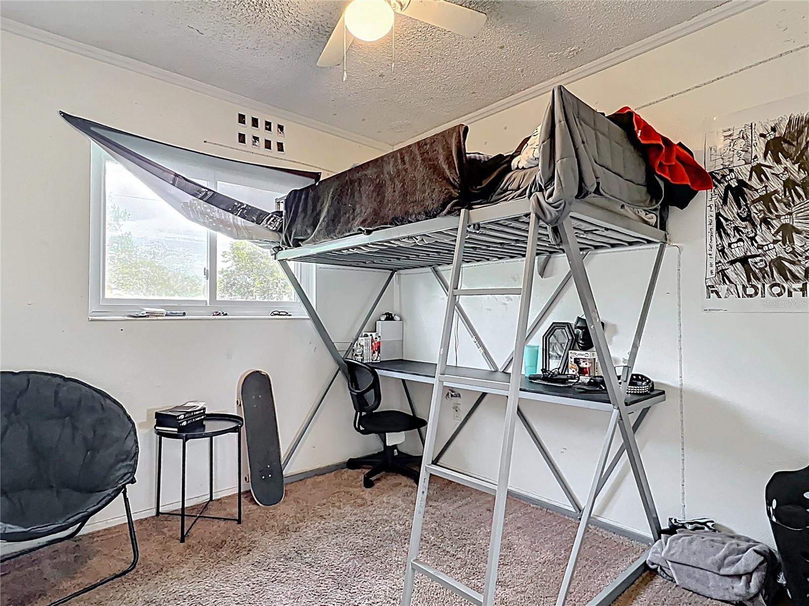 Image 27 of 38 For 206 Charles Street