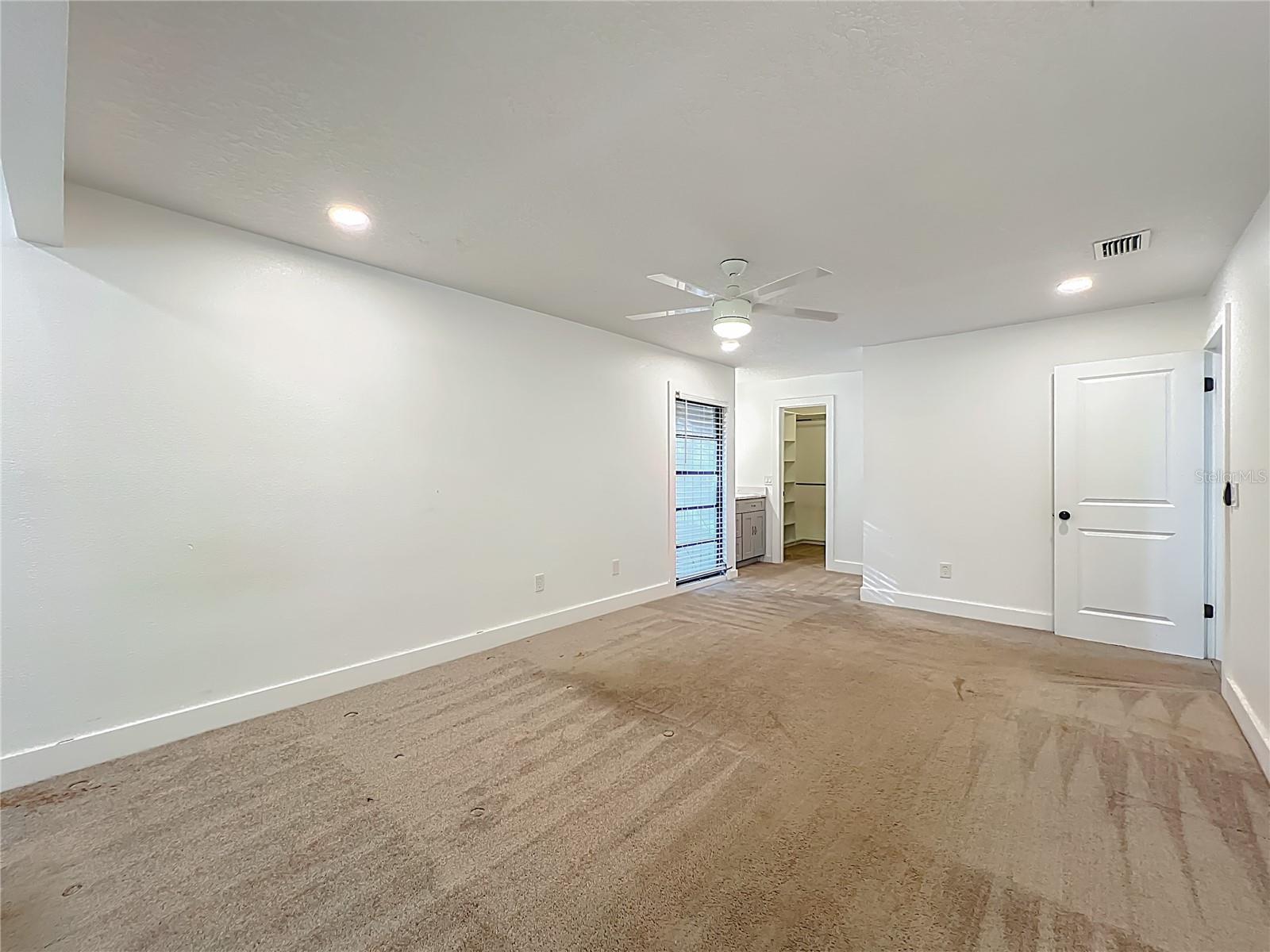 Image 34 of 91 For 209 Sweet Gum Way