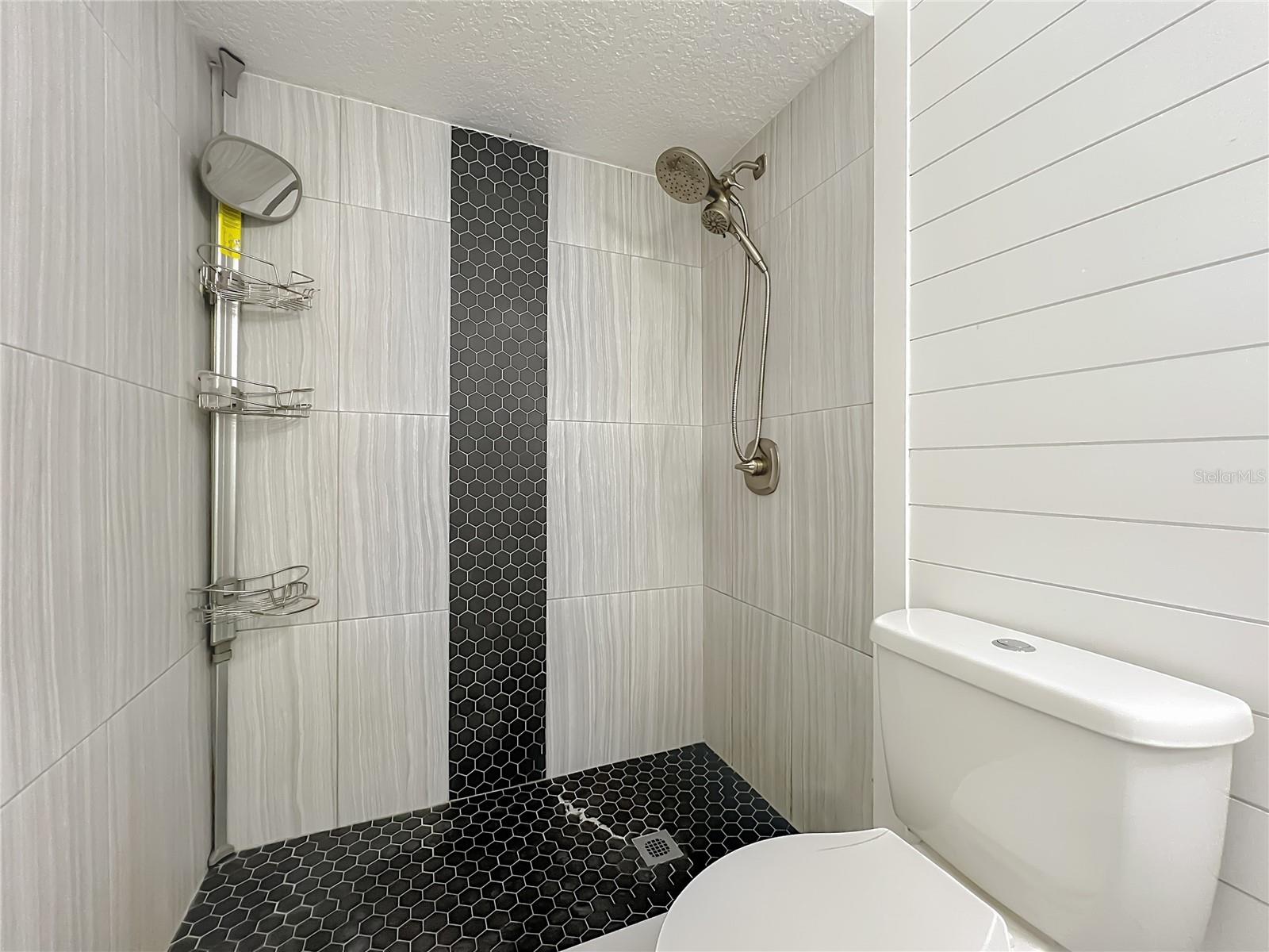 Image 40 of 91 For 209 Sweet Gum Way