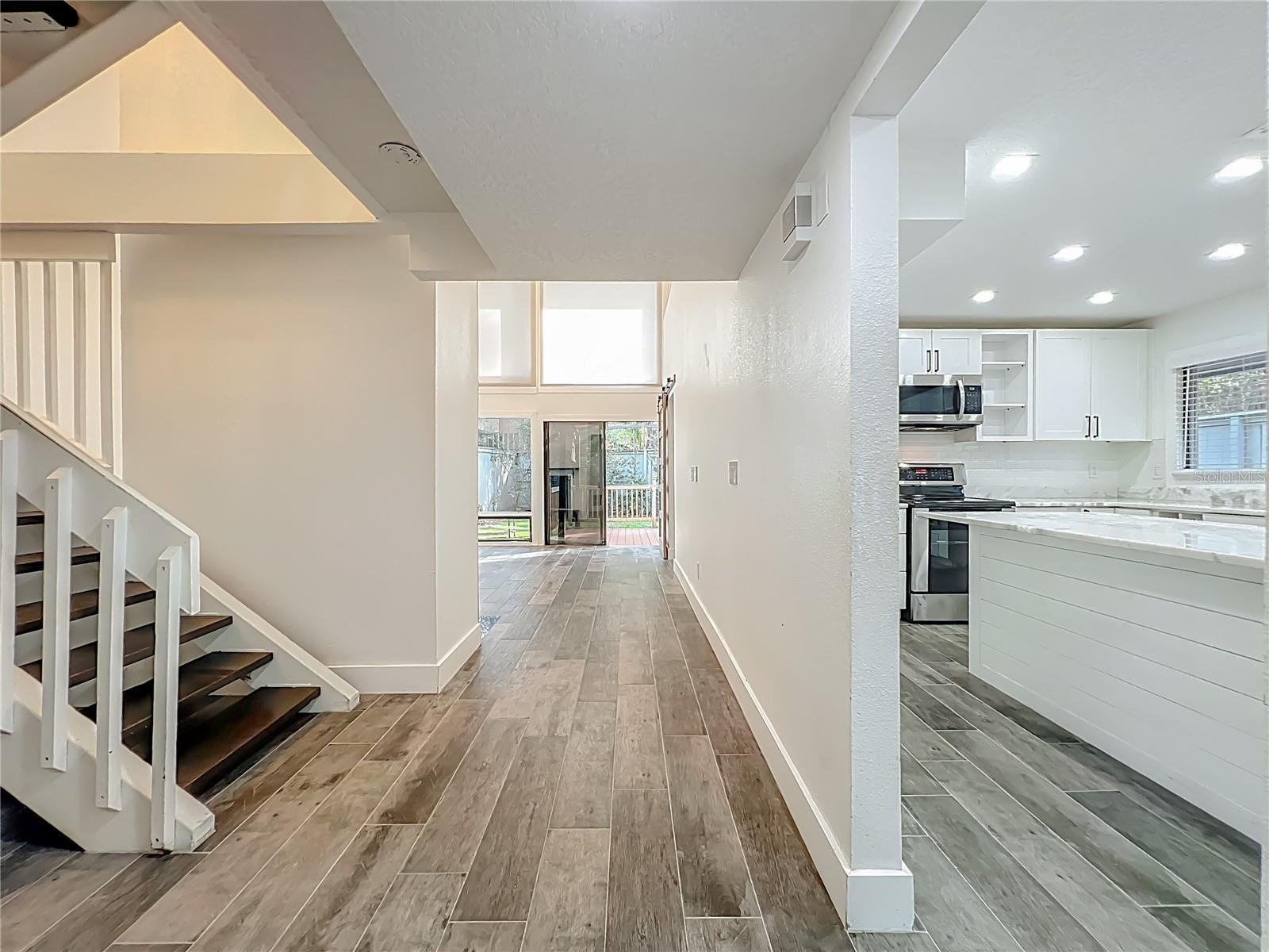 Image 6 of 91 For 209 Sweet Gum Way