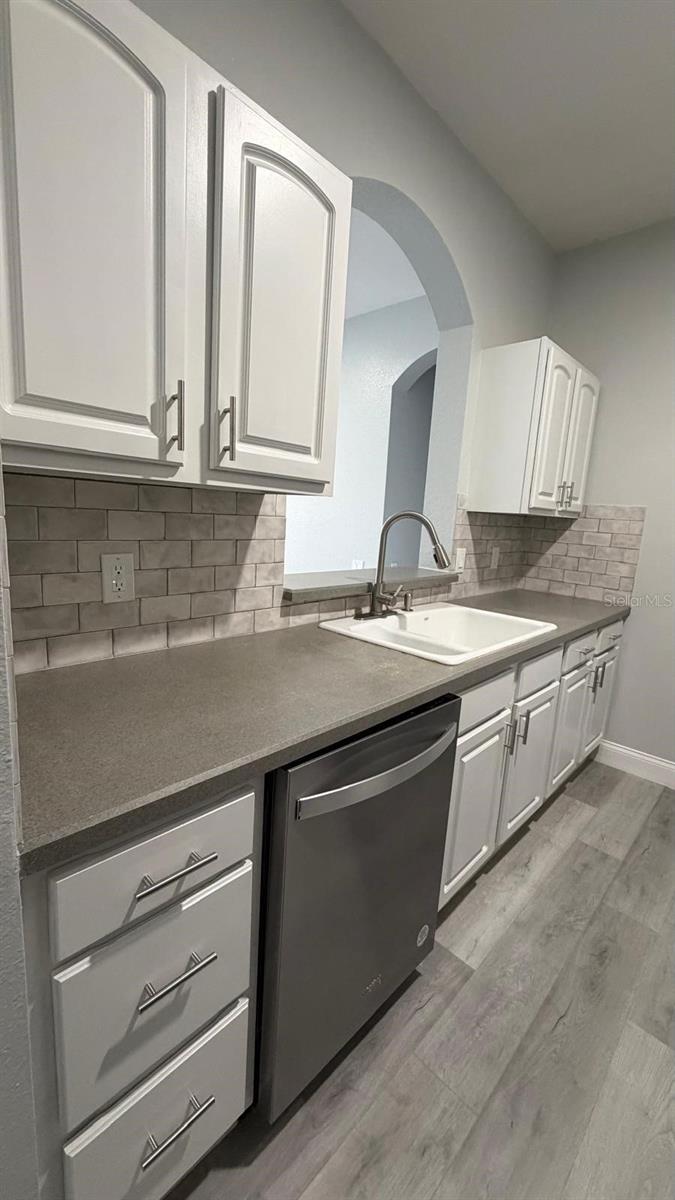 Image 18 of 29 For 13584 Turtle Marsh Loop 113