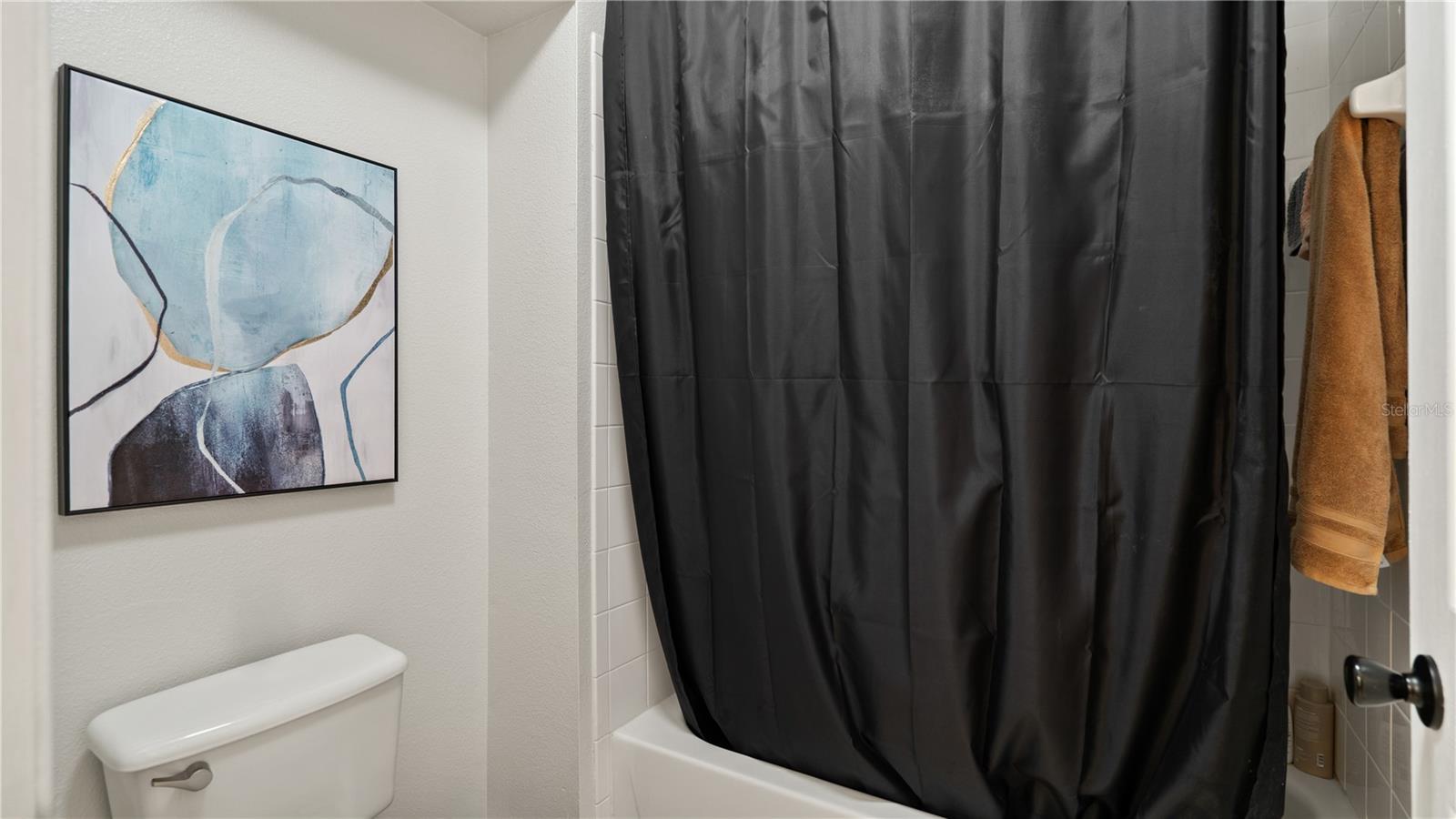 Image 29 of 68 For 13560 Hawk Lake Drive