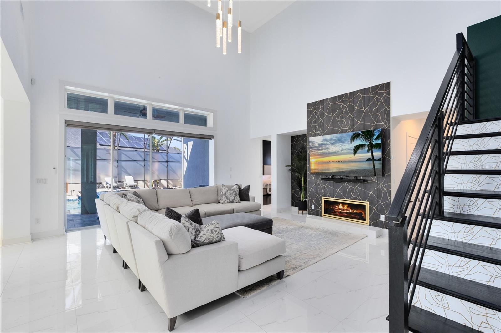 Image 10 of 79 For 12664 Banting Terrace