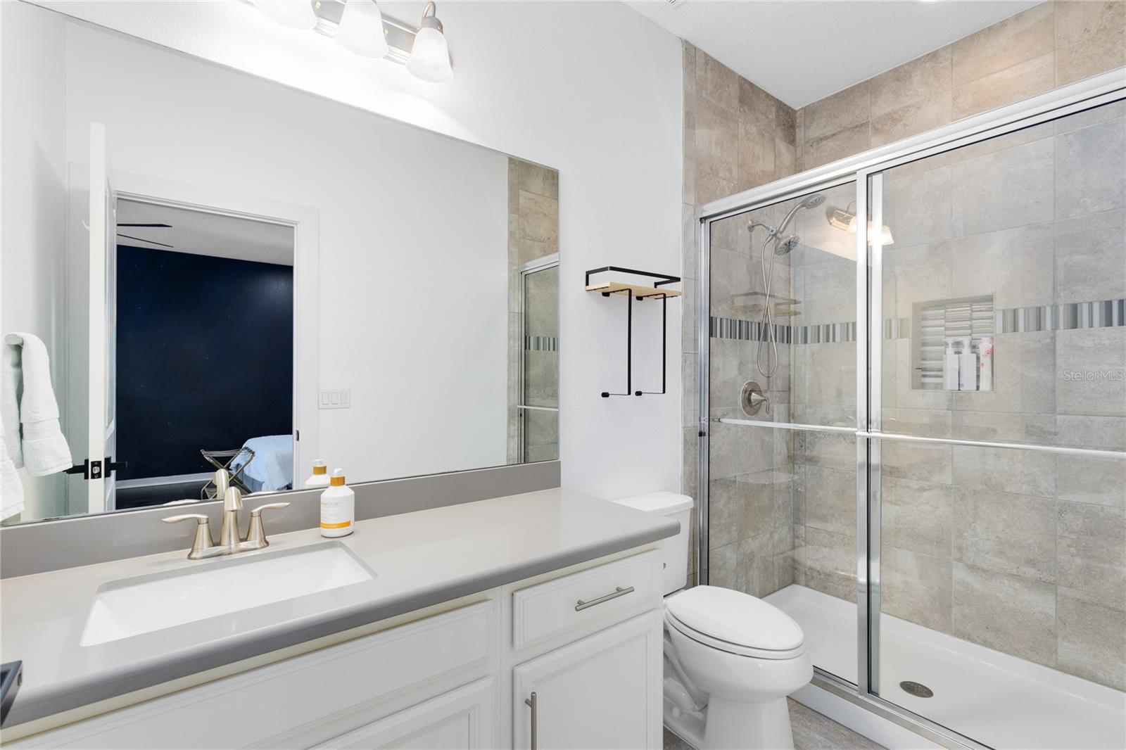 Image 34 of 79 For 12664 Banting Terrace