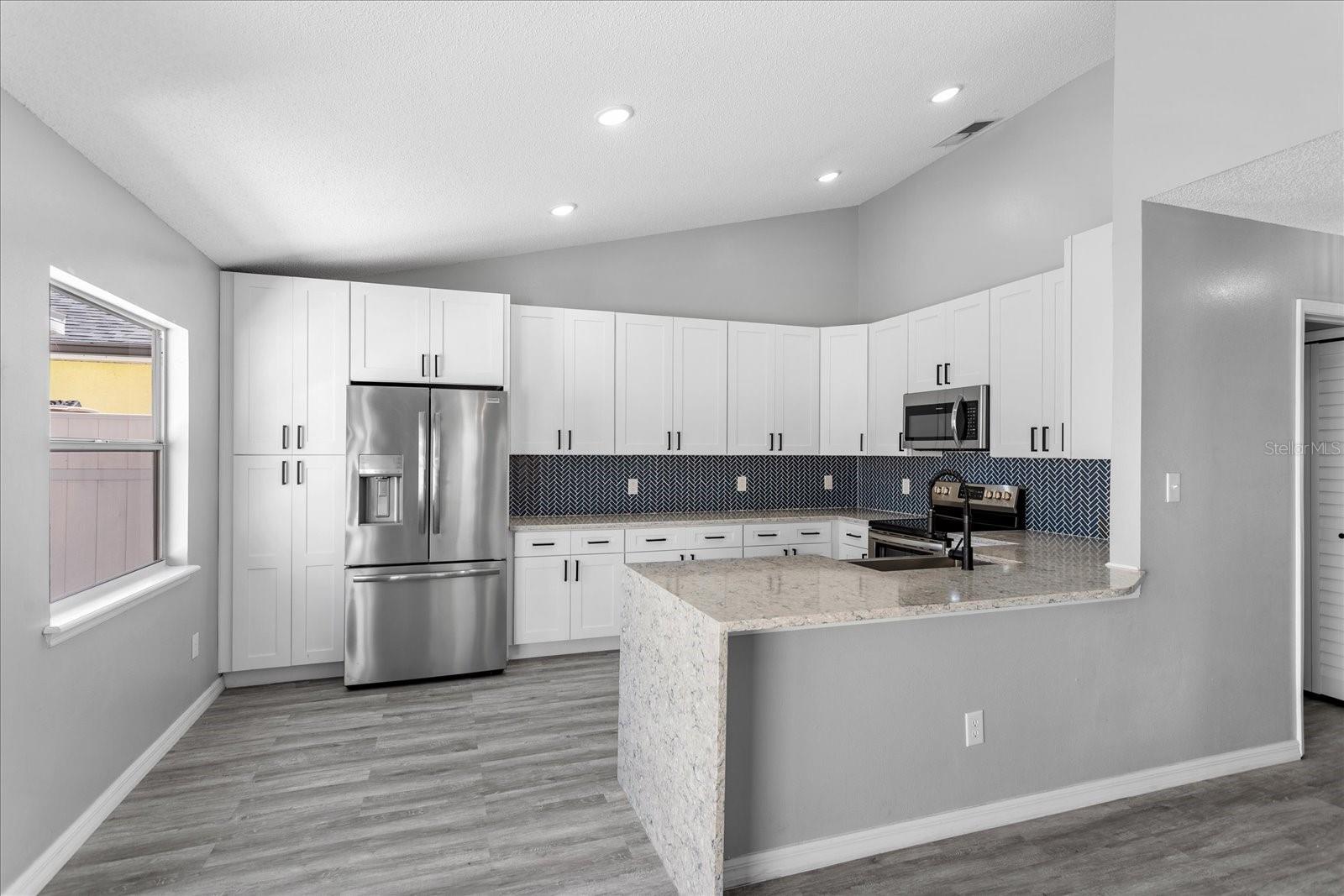 Image 6 of 17 For 1621 Winter Green Boulevard