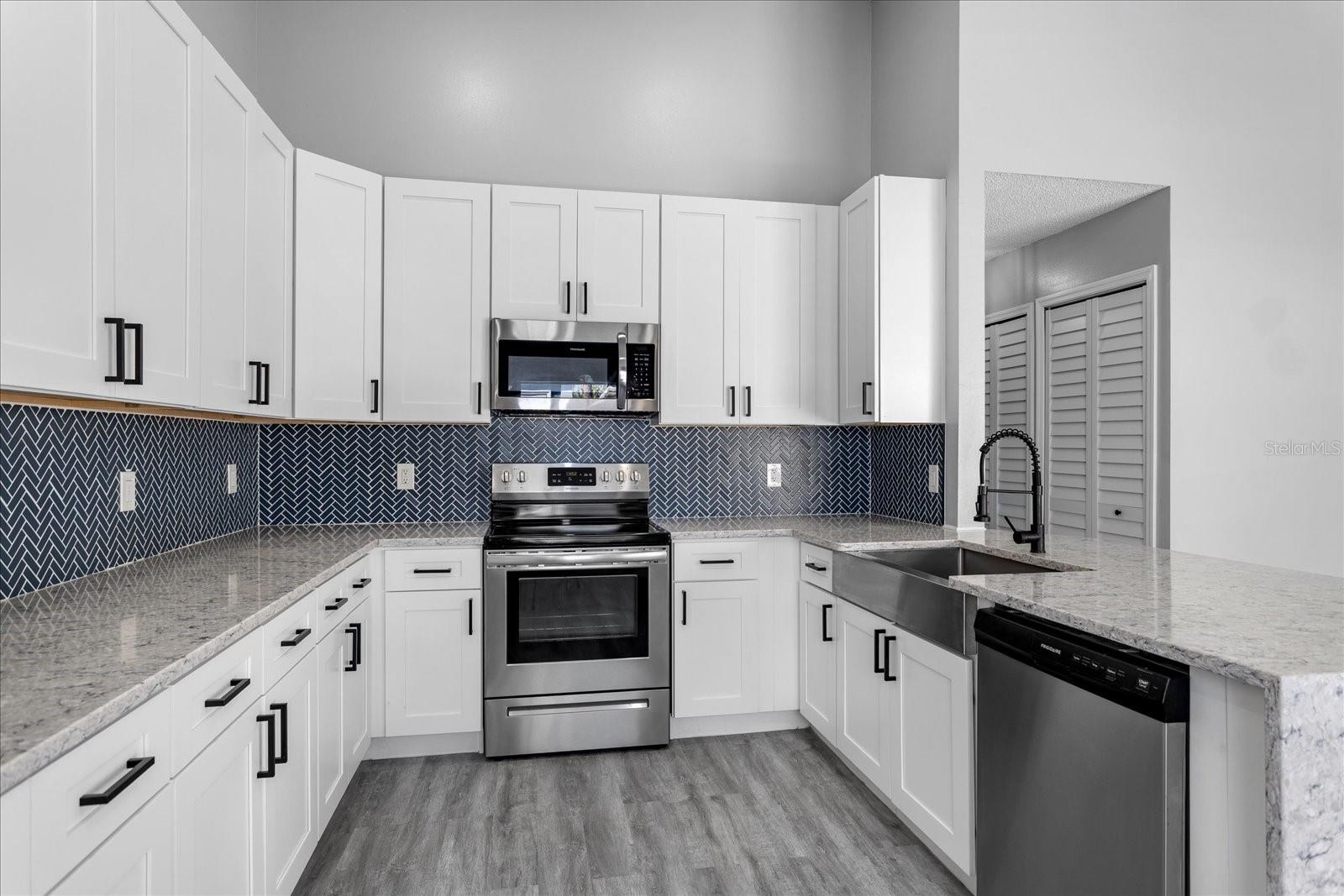 Image 7 of 17 For 1621 Winter Green Boulevard