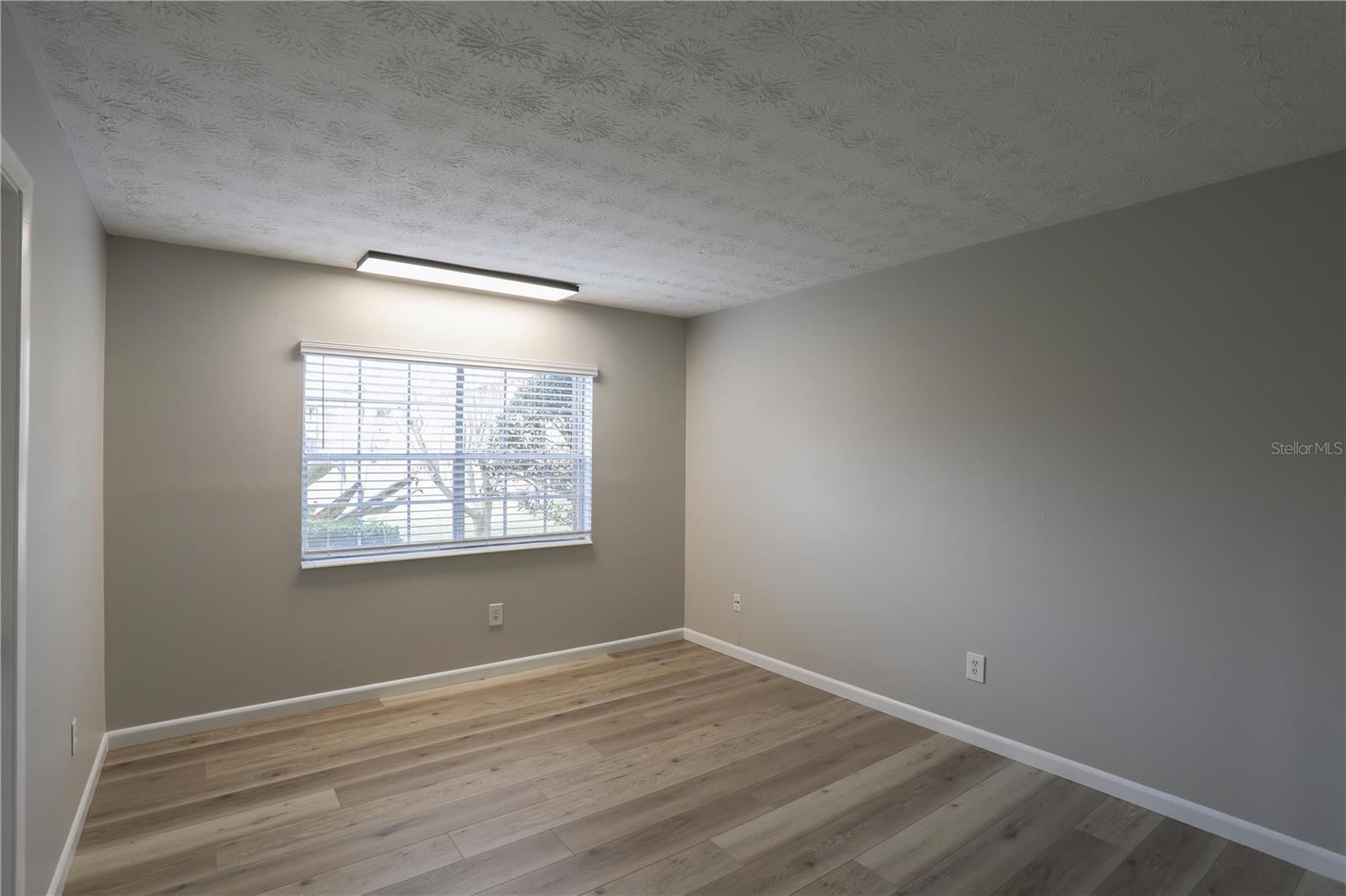 Image 10 of 17 For 5325 Hansel Avenue 1