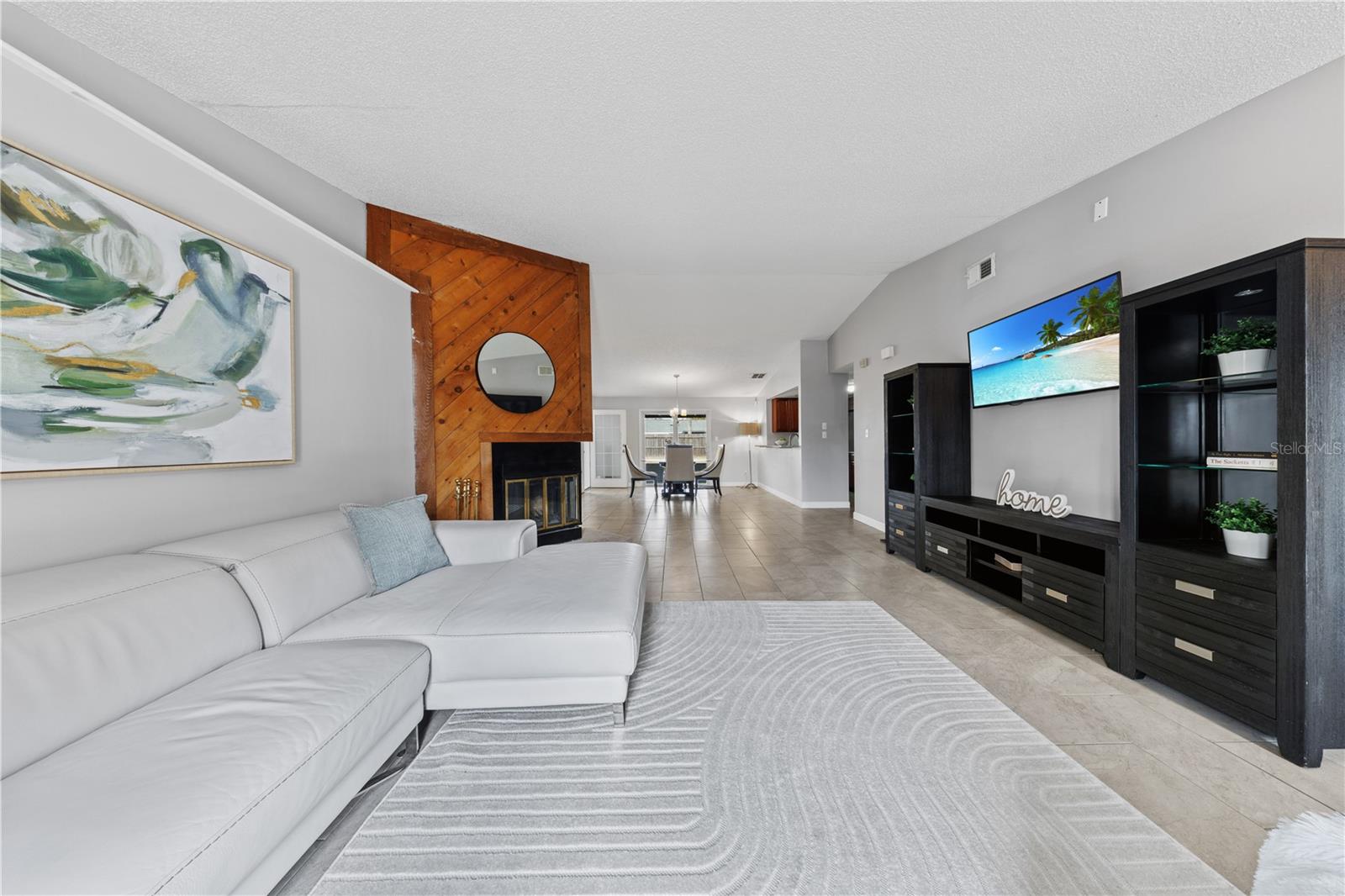 Image 7 of 28 For 5647 Garden Grove