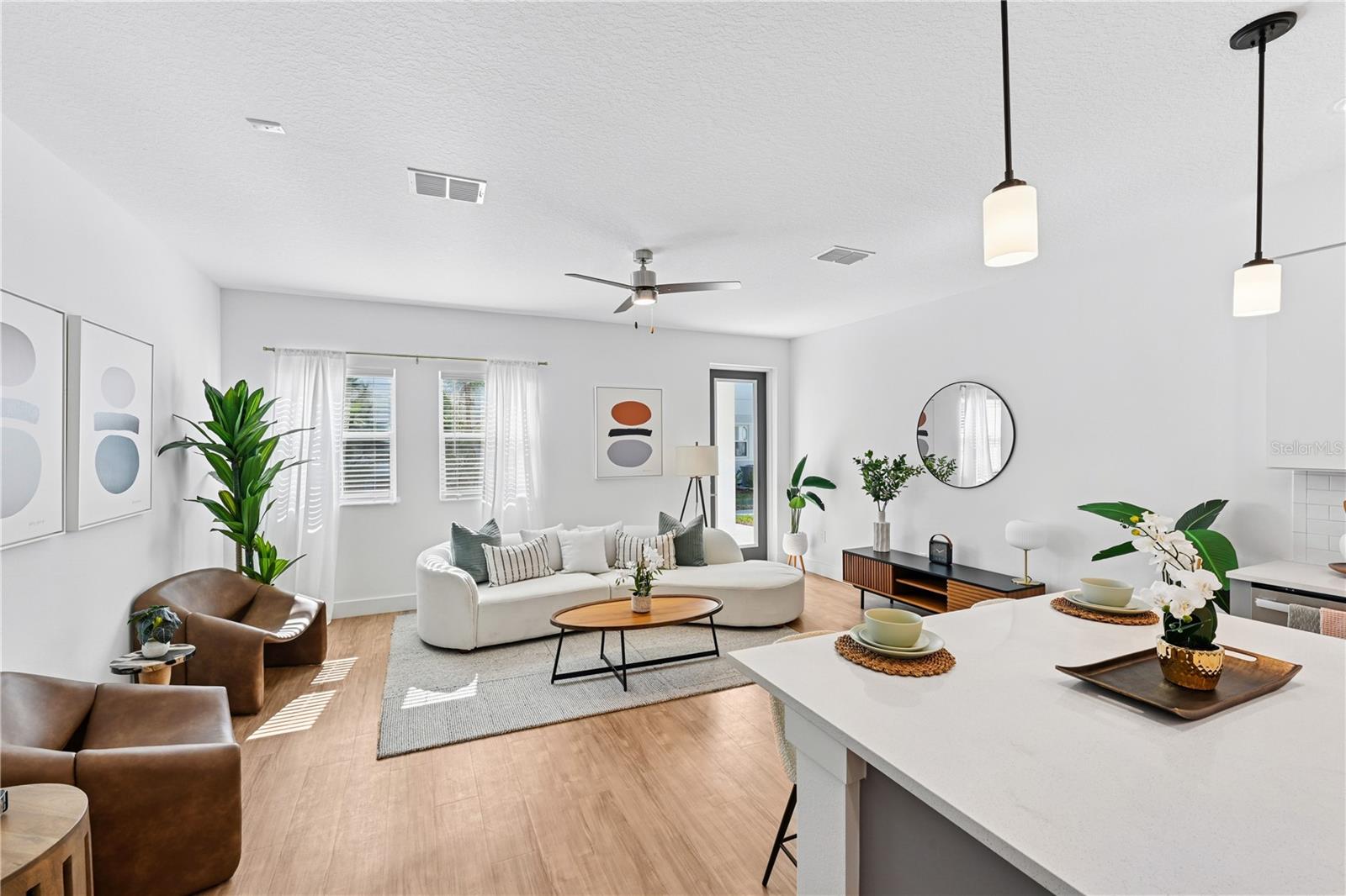 Image 5 of 20 For 1898 Zac Street Equinox