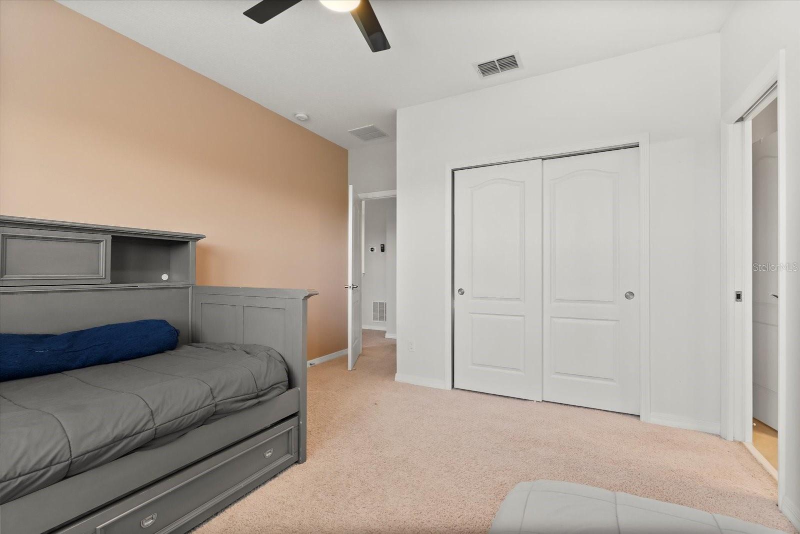 Image 19 of 32 For 5275 Pine Lily Circle