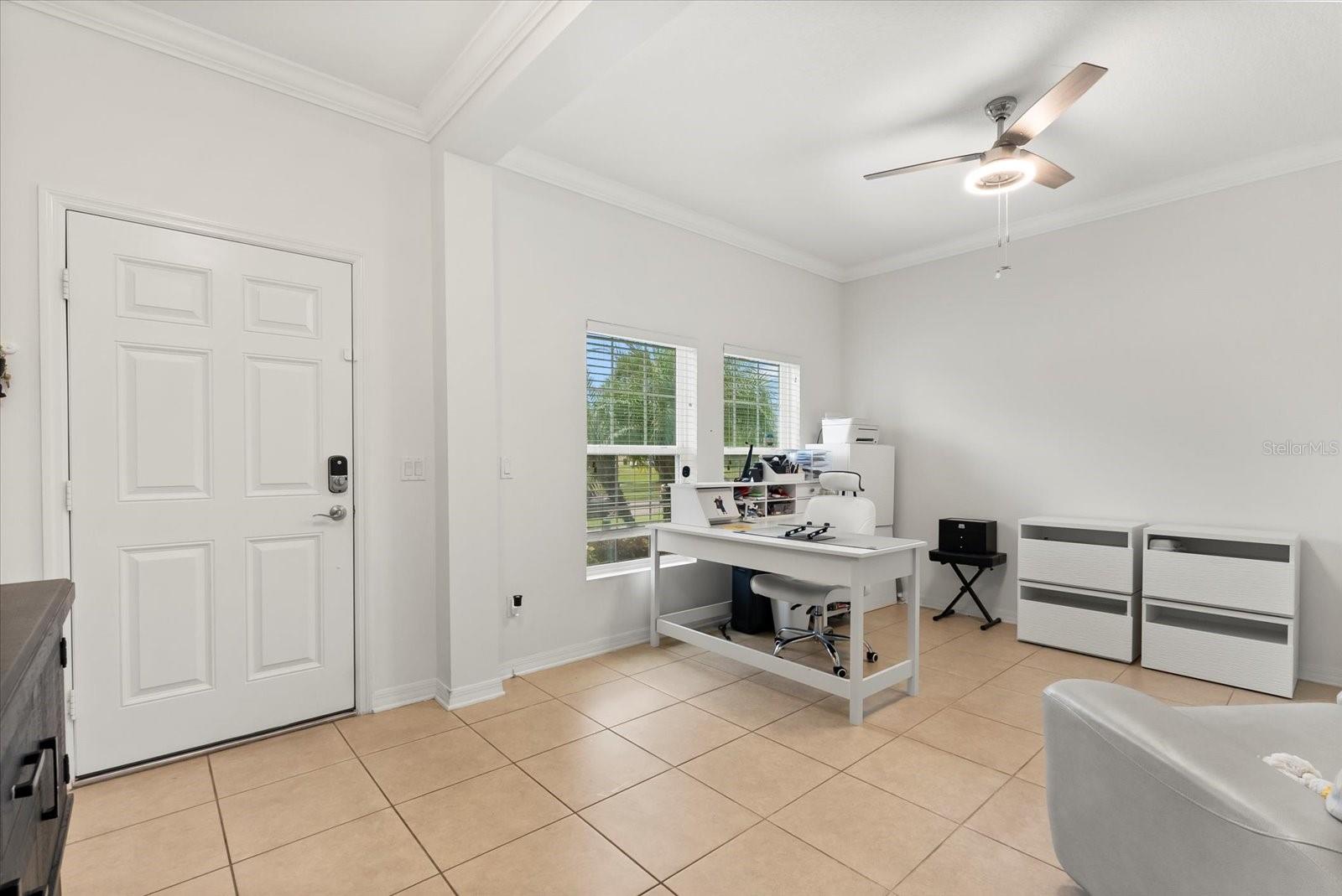 Image 4 of 32 For 5275 Pine Lily Circle