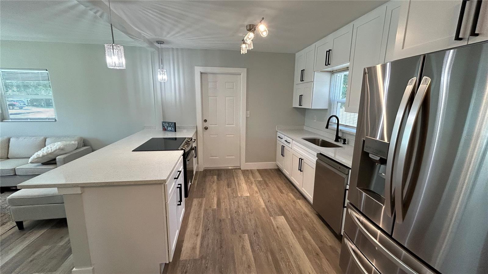 Image 5 of 20 For 5607 Andora Street