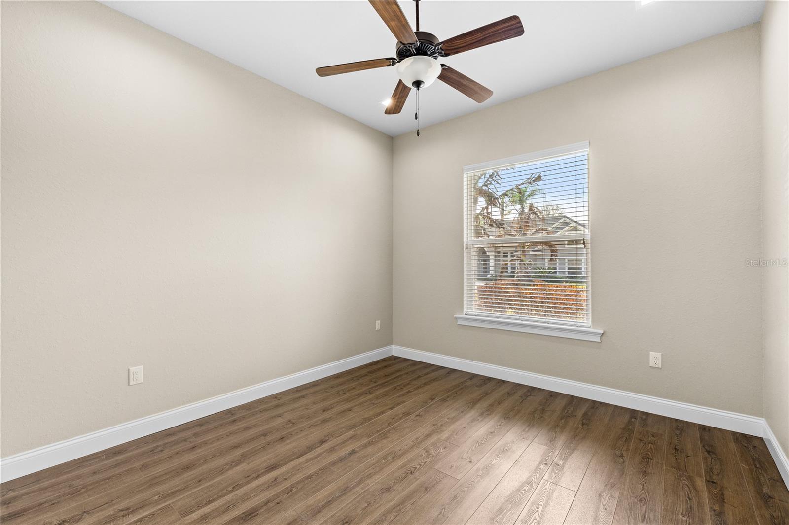 Image 10 of 72 For 9468 Waterford Oaks Drive