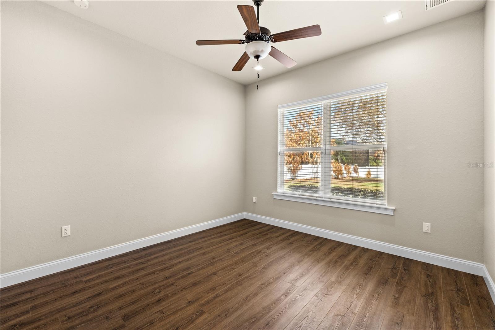 Image 27 of 72 For 9468 Waterford Oaks Drive