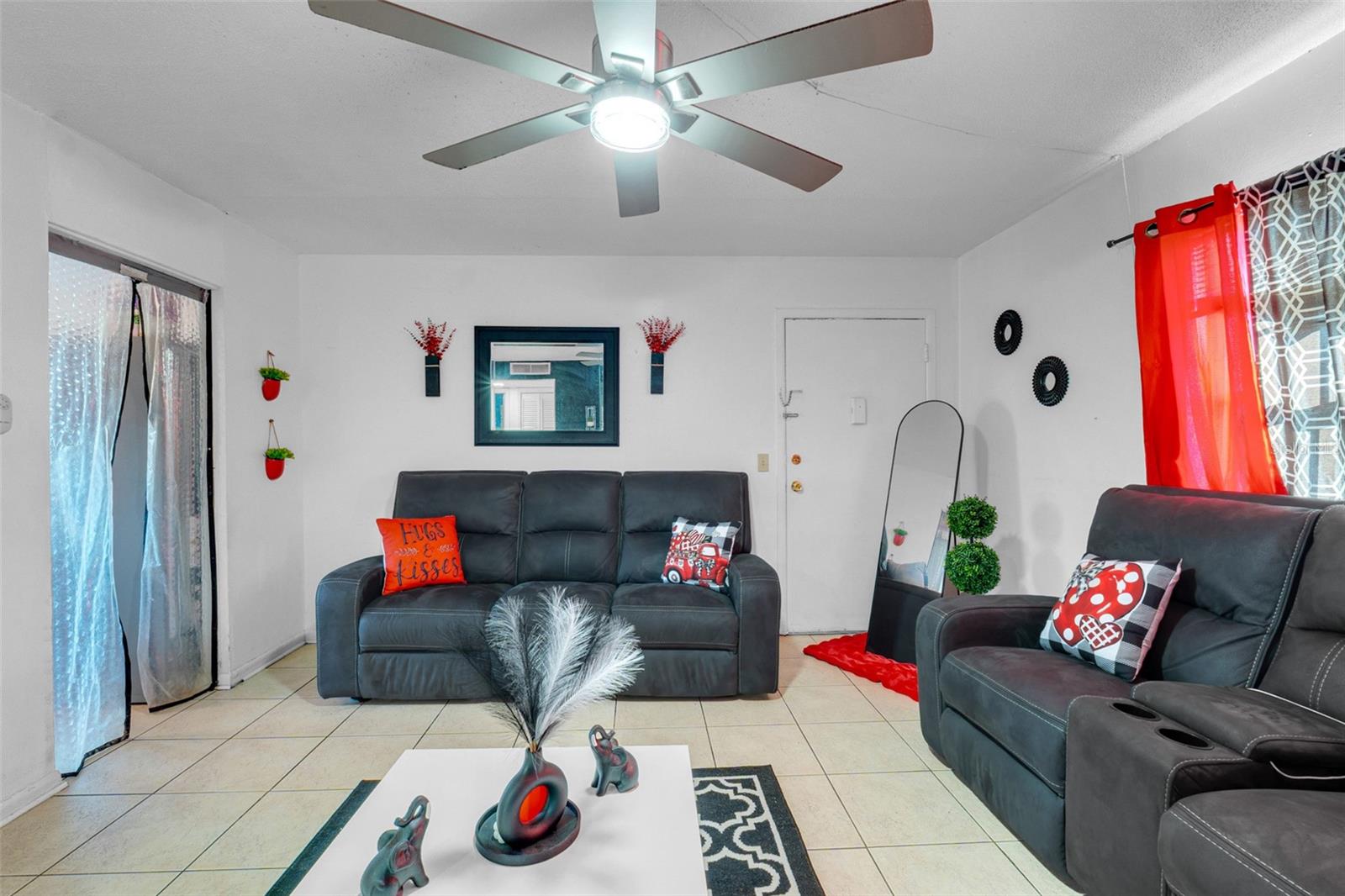 Image 7 of 21 For 1605 Oak Ridge Road Unit A