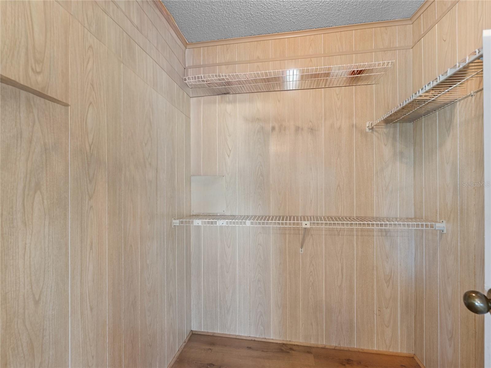 Image 14 of 32 For 1740 35th Circle