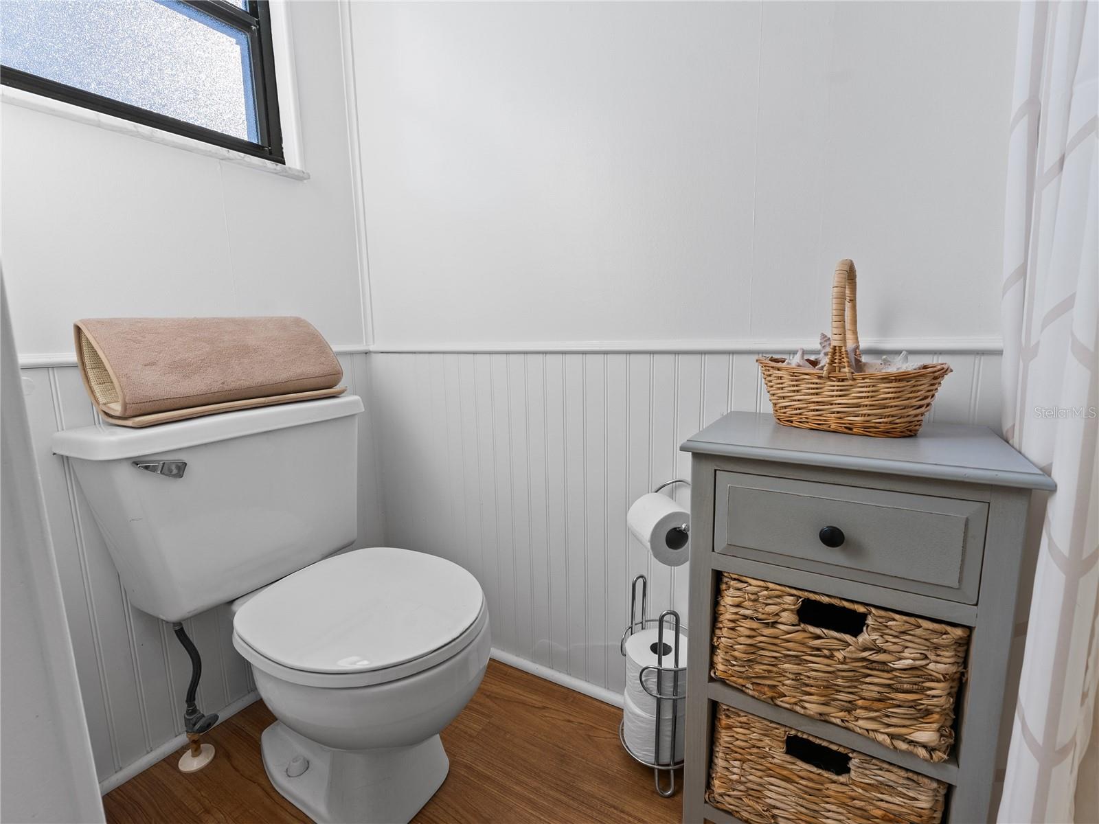 Image 17 of 32 For 1740 35th Circle