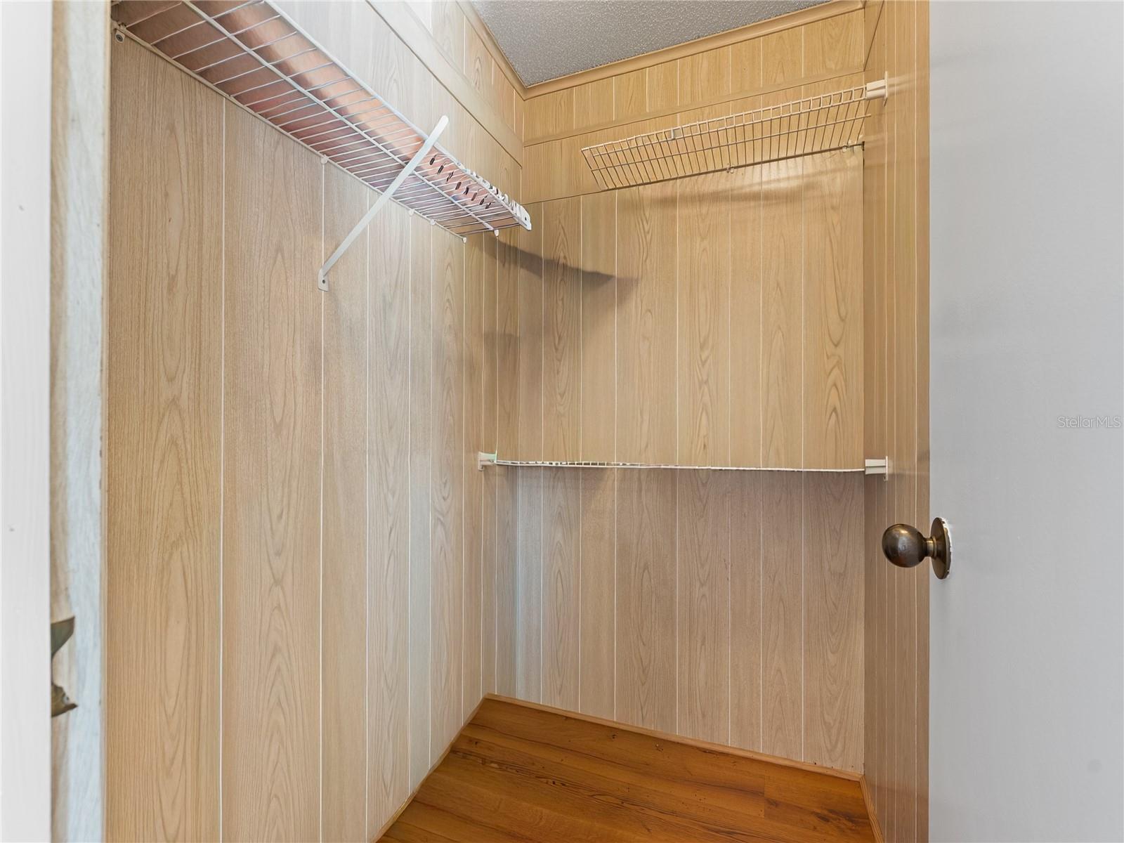 Image 20 of 32 For 1740 35th Circle