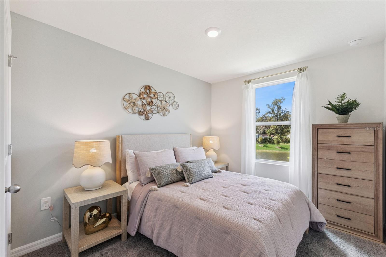 Image 17 of 49 For 768 Preston Cove Drive