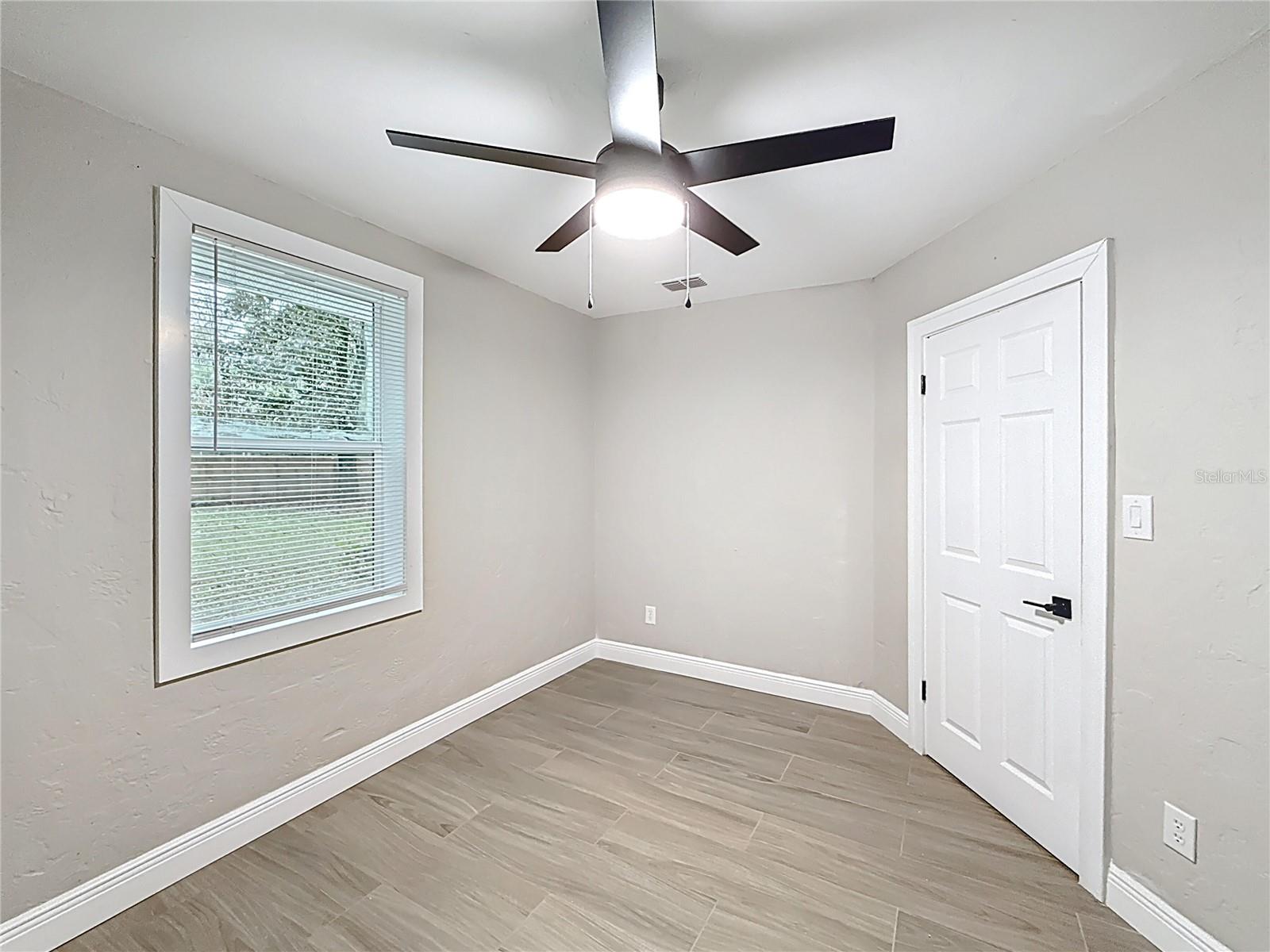 Image 12 of 64 For 1013 15th Avenue