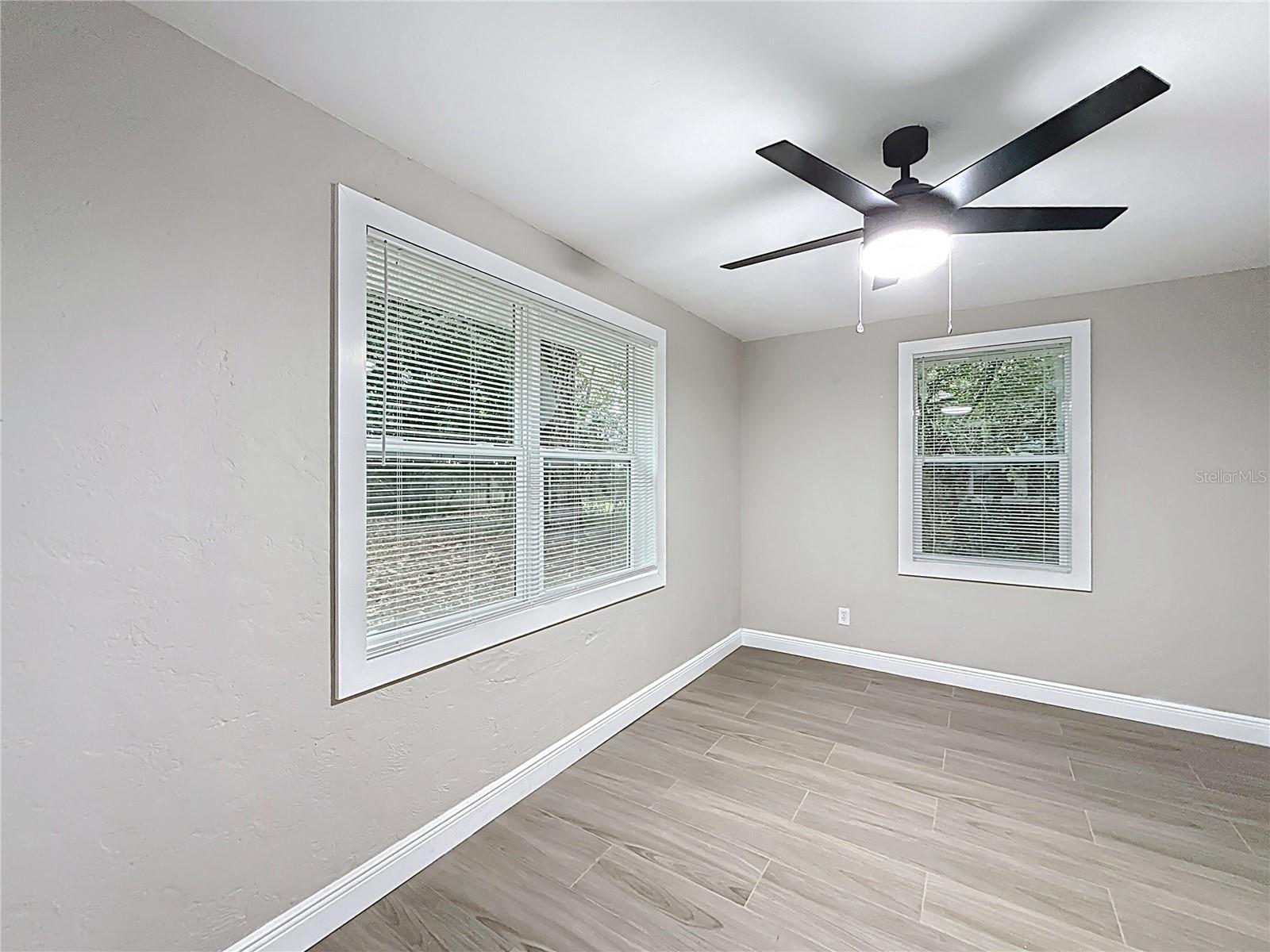 Image 13 of 64 For 1013 15th Avenue