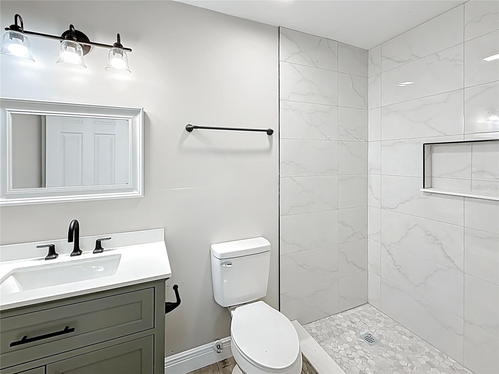 Image 6 of 64 For 1013 15th Avenue